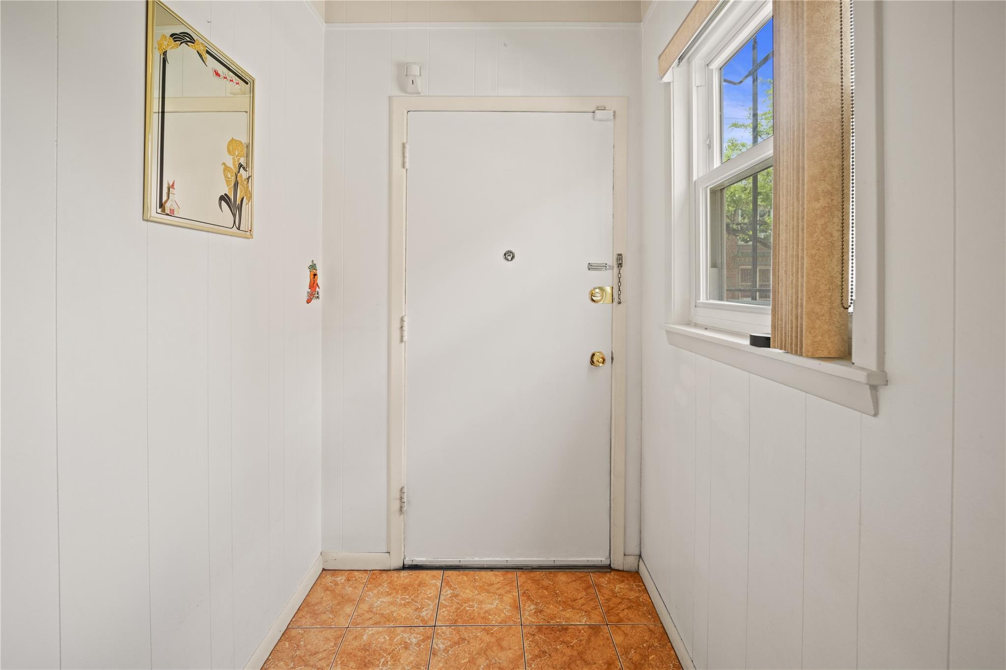 Single Family Carpenter  Bronx, NY 10470, MLS-872836-28