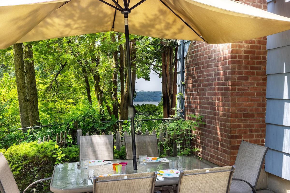 Single Family Rayson  Westchester County, NY 10522, MLS-872846-12