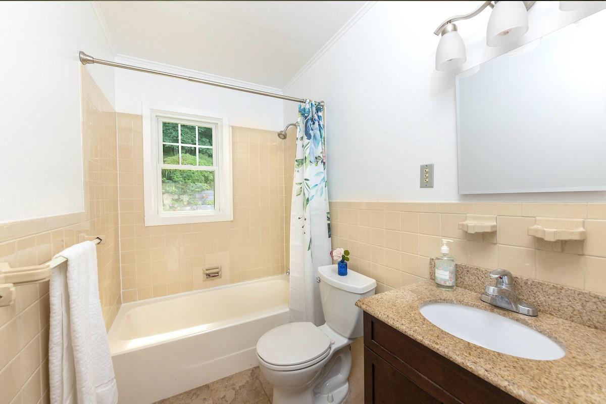 Single Family Rayson  Westchester County, NY 10522, MLS-872846-17