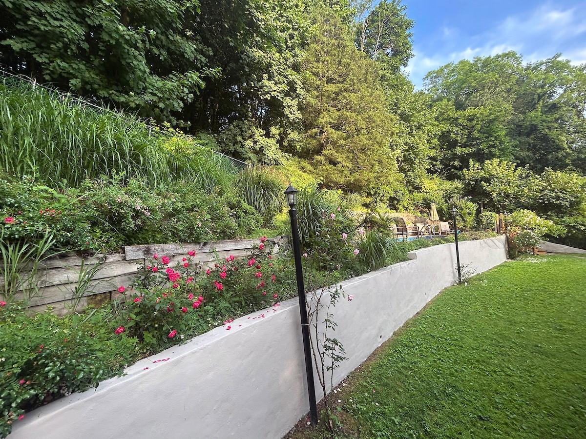 Single Family Rayson  Westchester County, NY 10522, MLS-872846-24