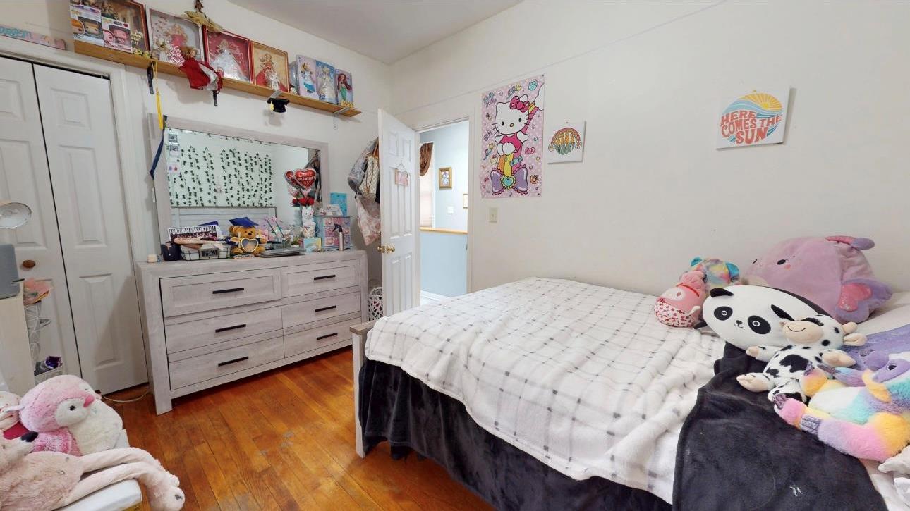 Single Family Laconia  Bronx, NY 10469, MLS-872852-10