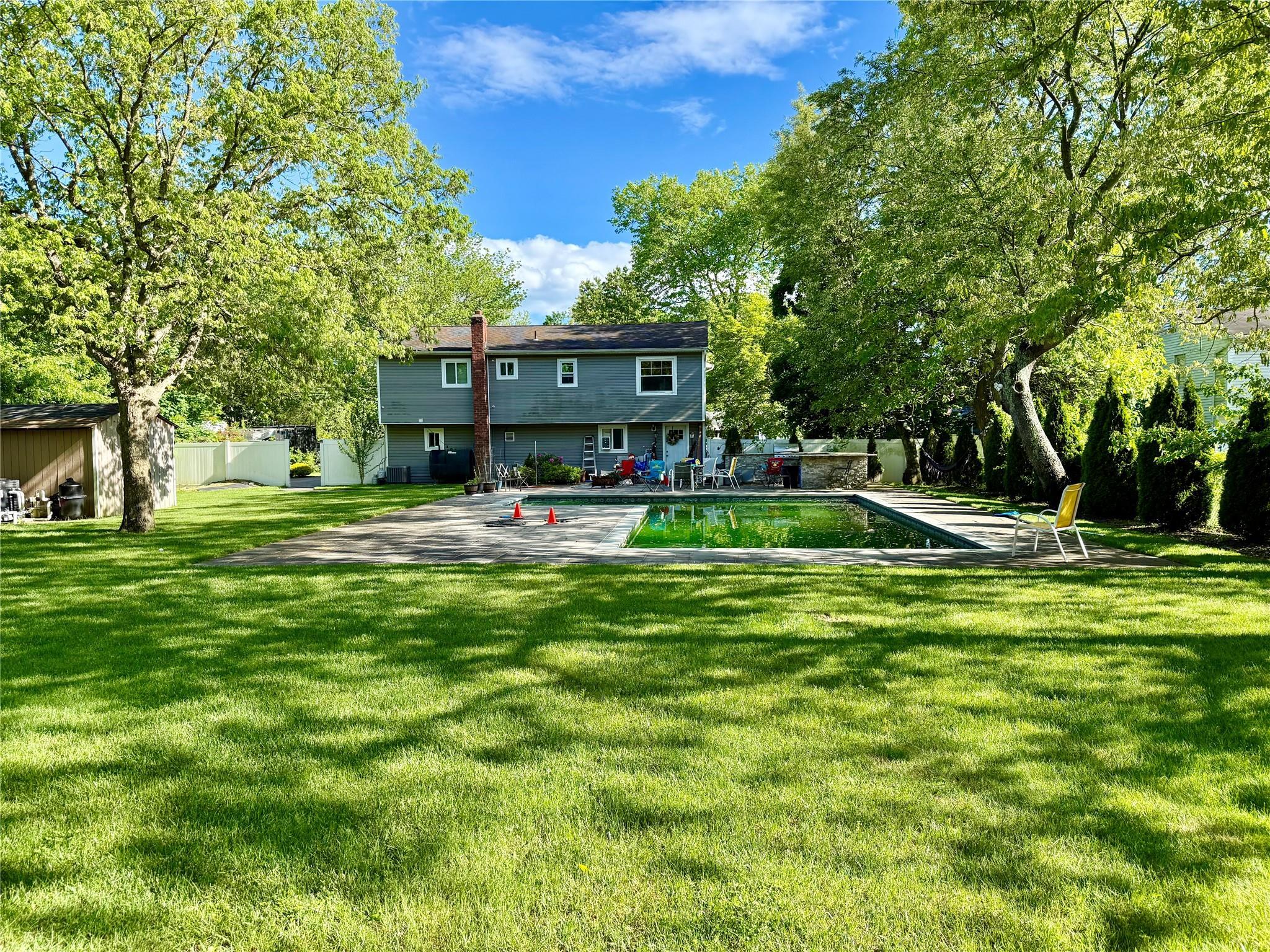Single Family Sea Cliff  Suffolk County, NY 11752, MLS-872888-10