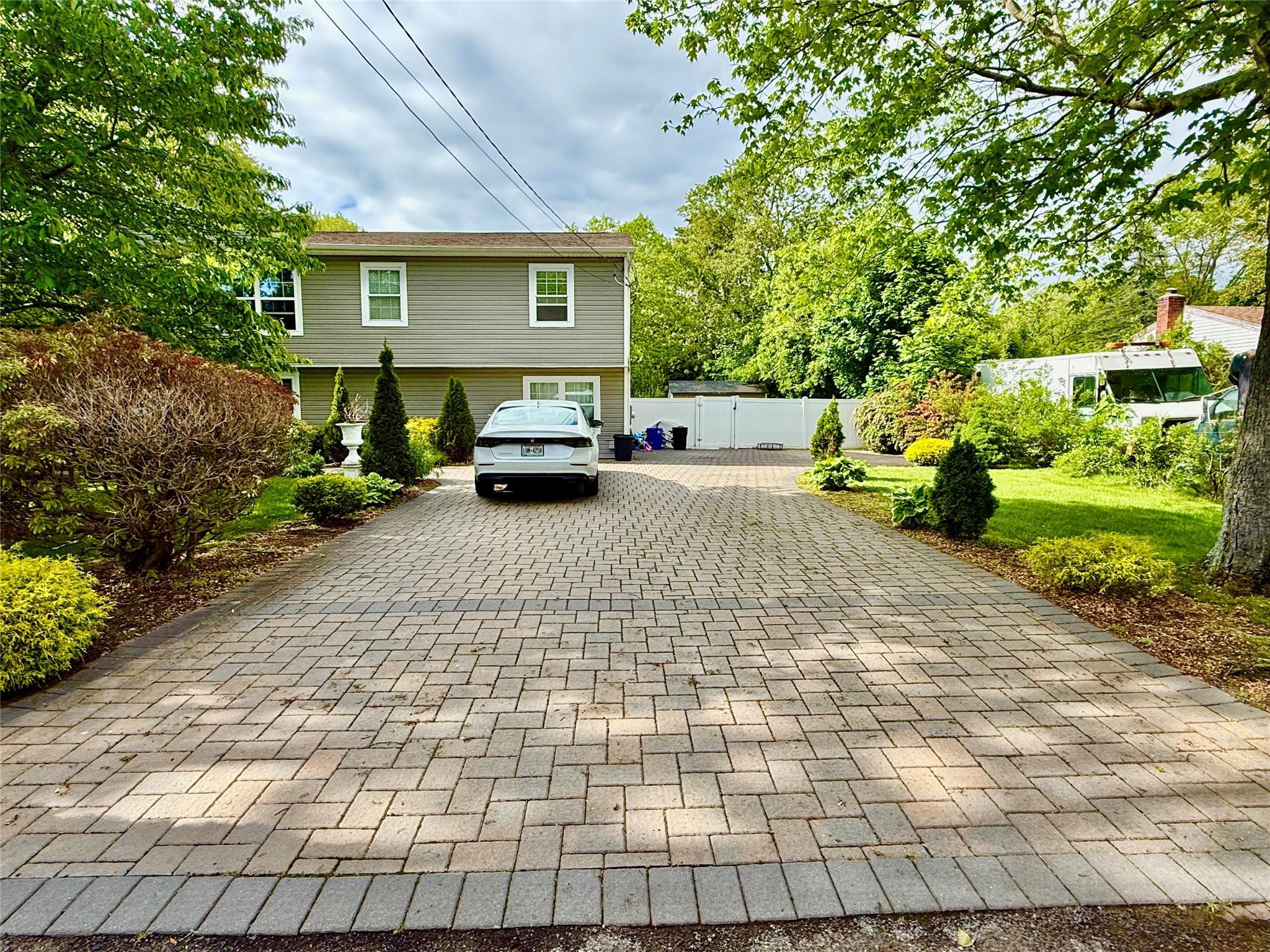 Single Family Sea Cliff  Suffolk County, NY 11752, MLS-872888-5