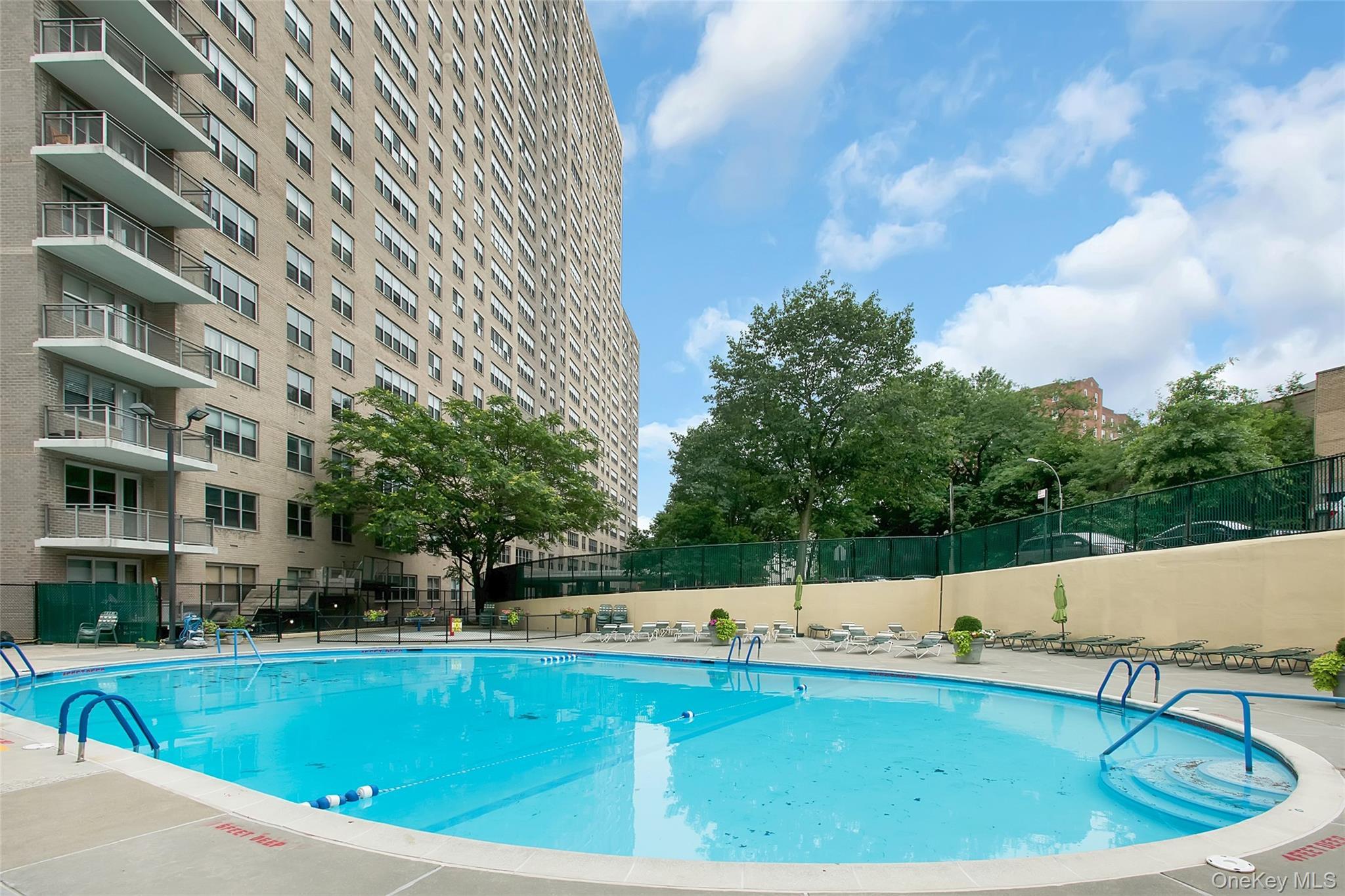 Coop Kappock  Bronx, NY 10463, MLS-872897-17