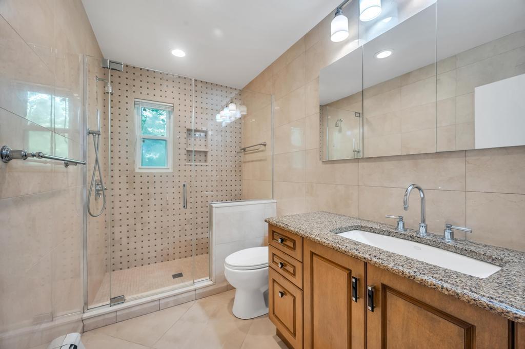 Single Family Somerset  Nassau County, NY 11020, MLS-872898-21