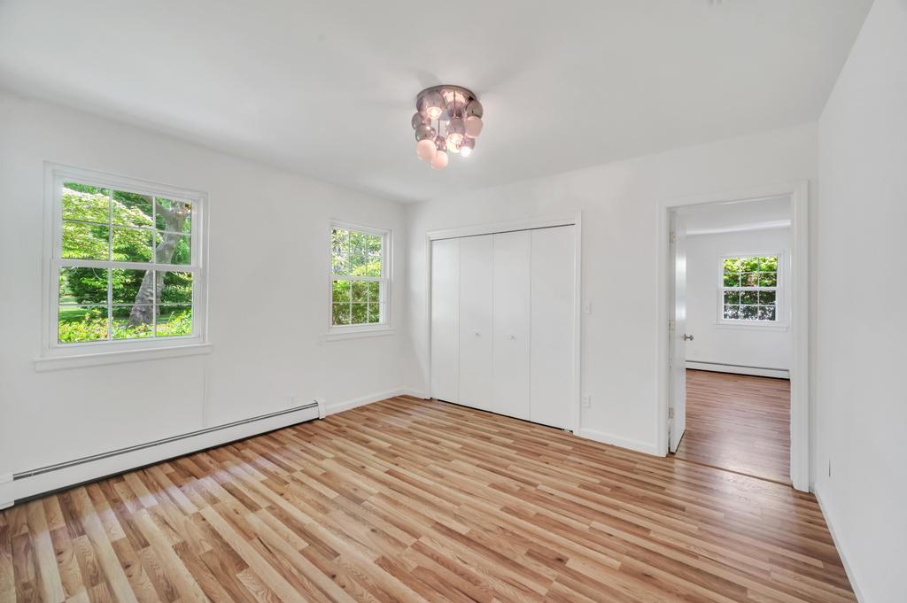 Single Family Somerset  Nassau County, NY 11020, MLS-872898-24