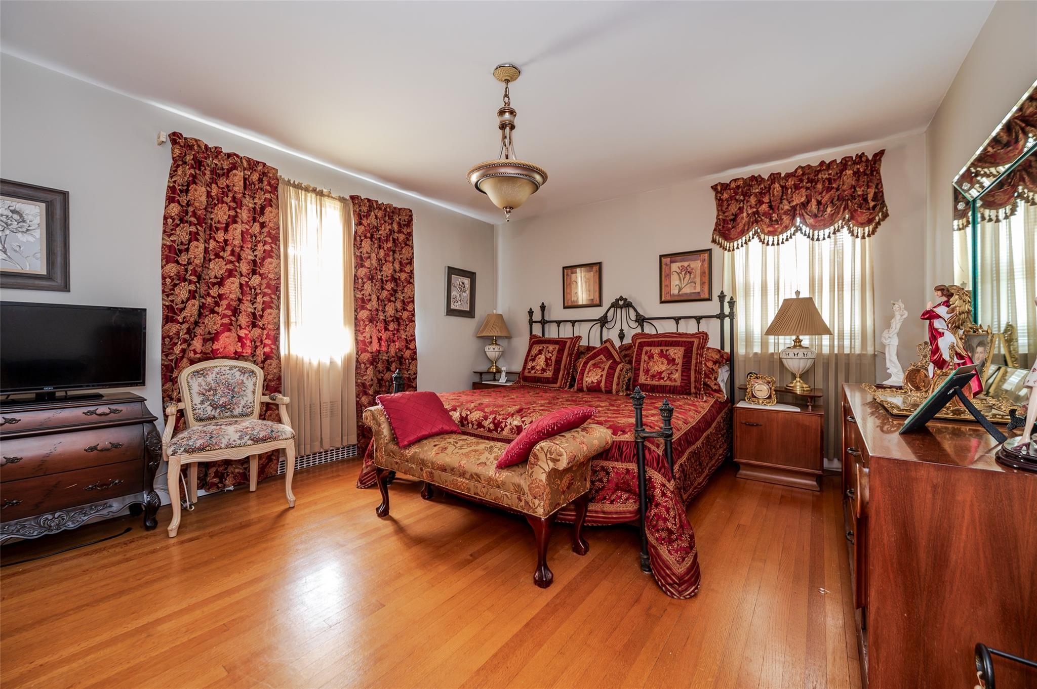 Single Family Larkspur  Westchester County, NY 10704, MLS-872909-10