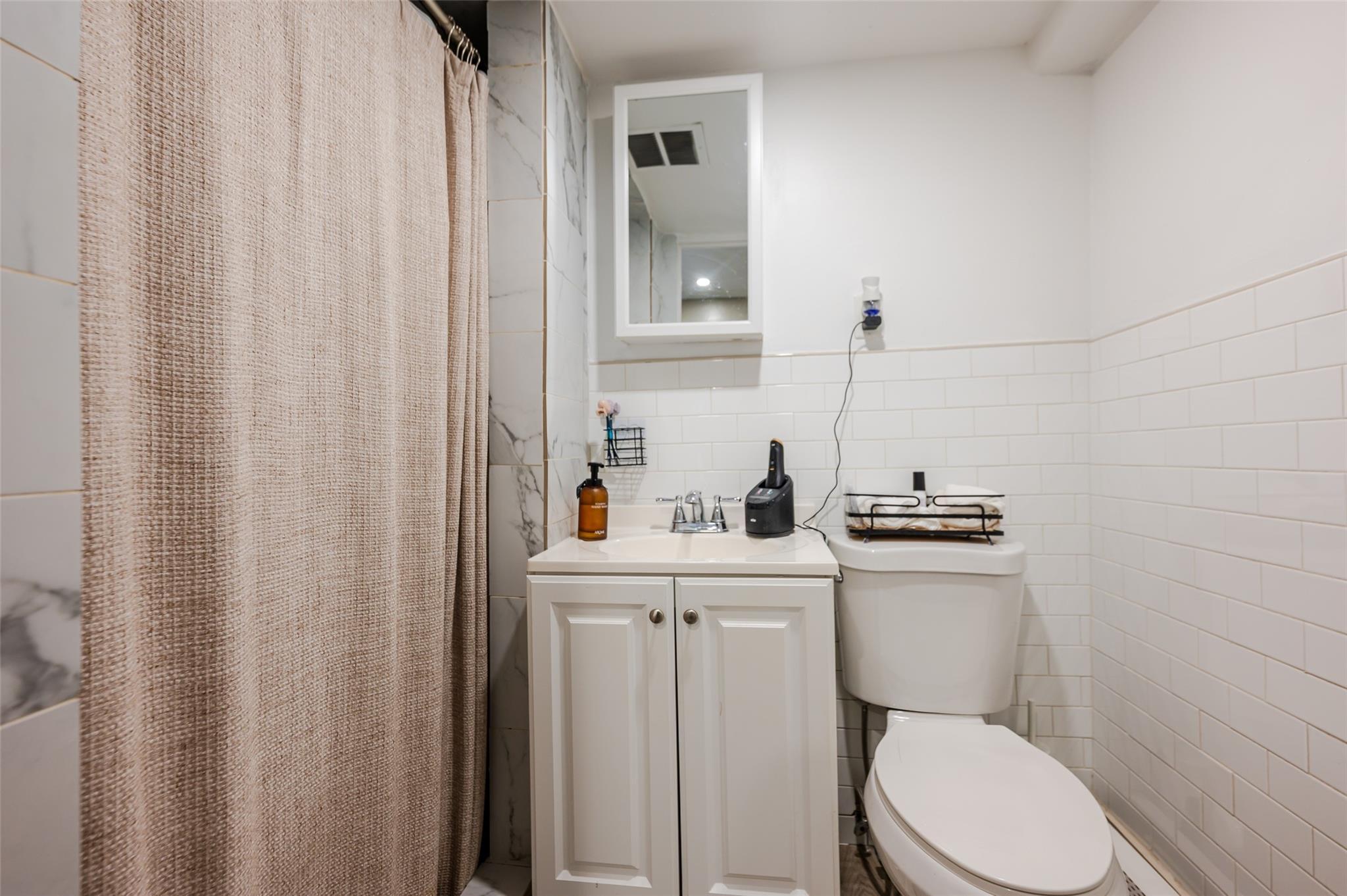 Single Family Larkspur  Westchester County, NY 10704, MLS-872909-16