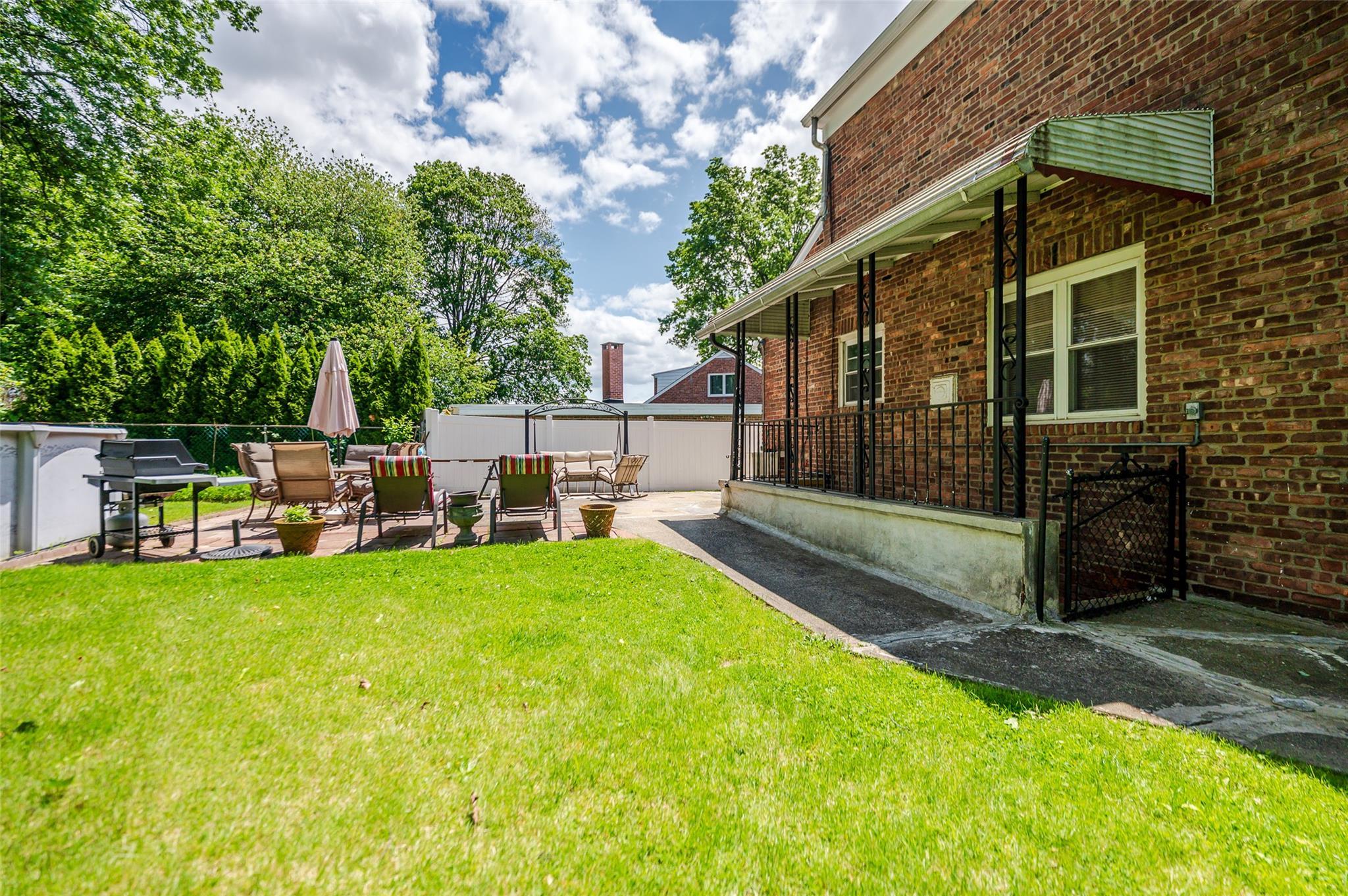 Single Family Larkspur  Westchester County, NY 10704, MLS-872909-25