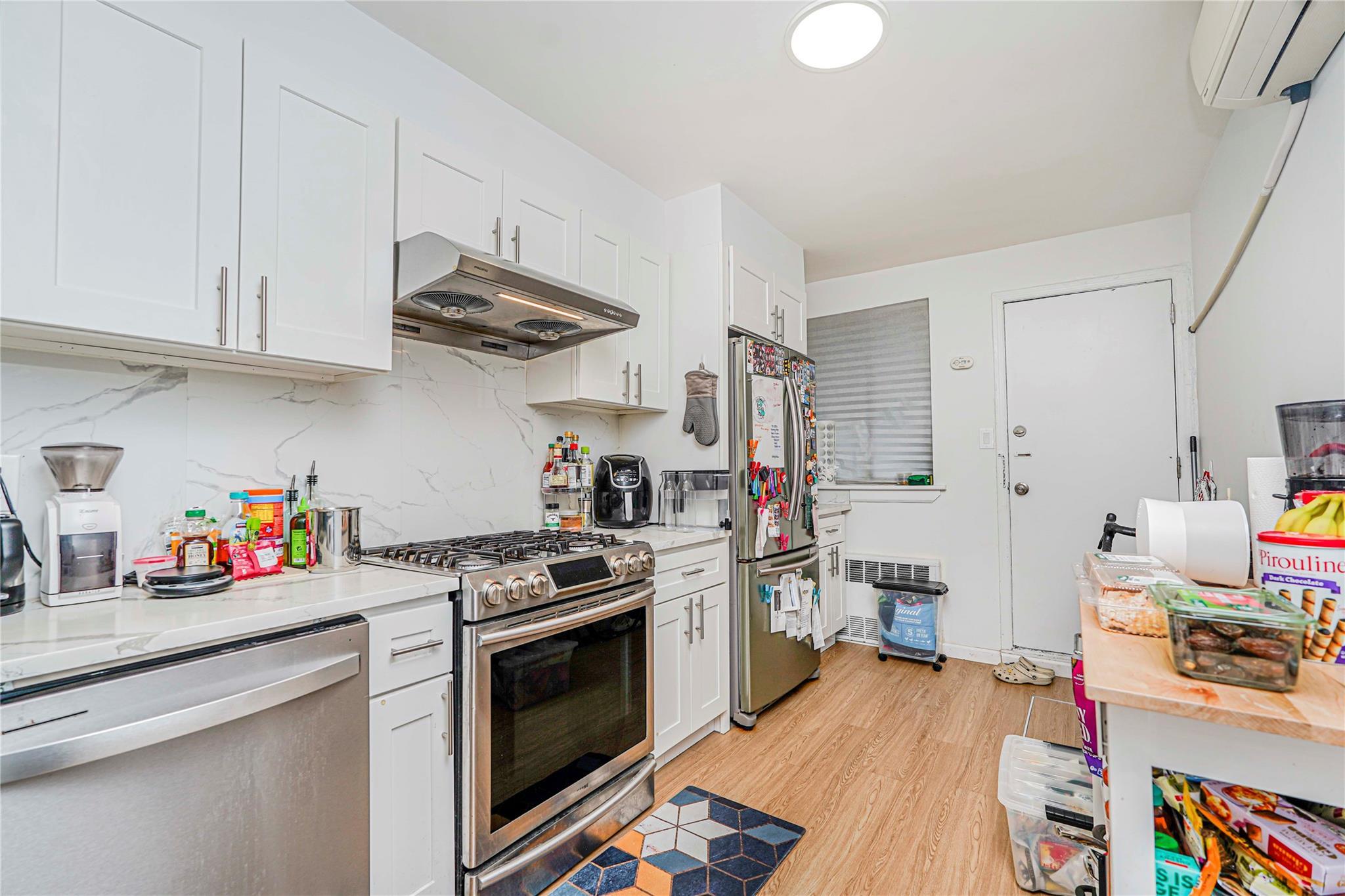 Single Family 59th  Brooklyn, NY 11219, MLS-872928-4