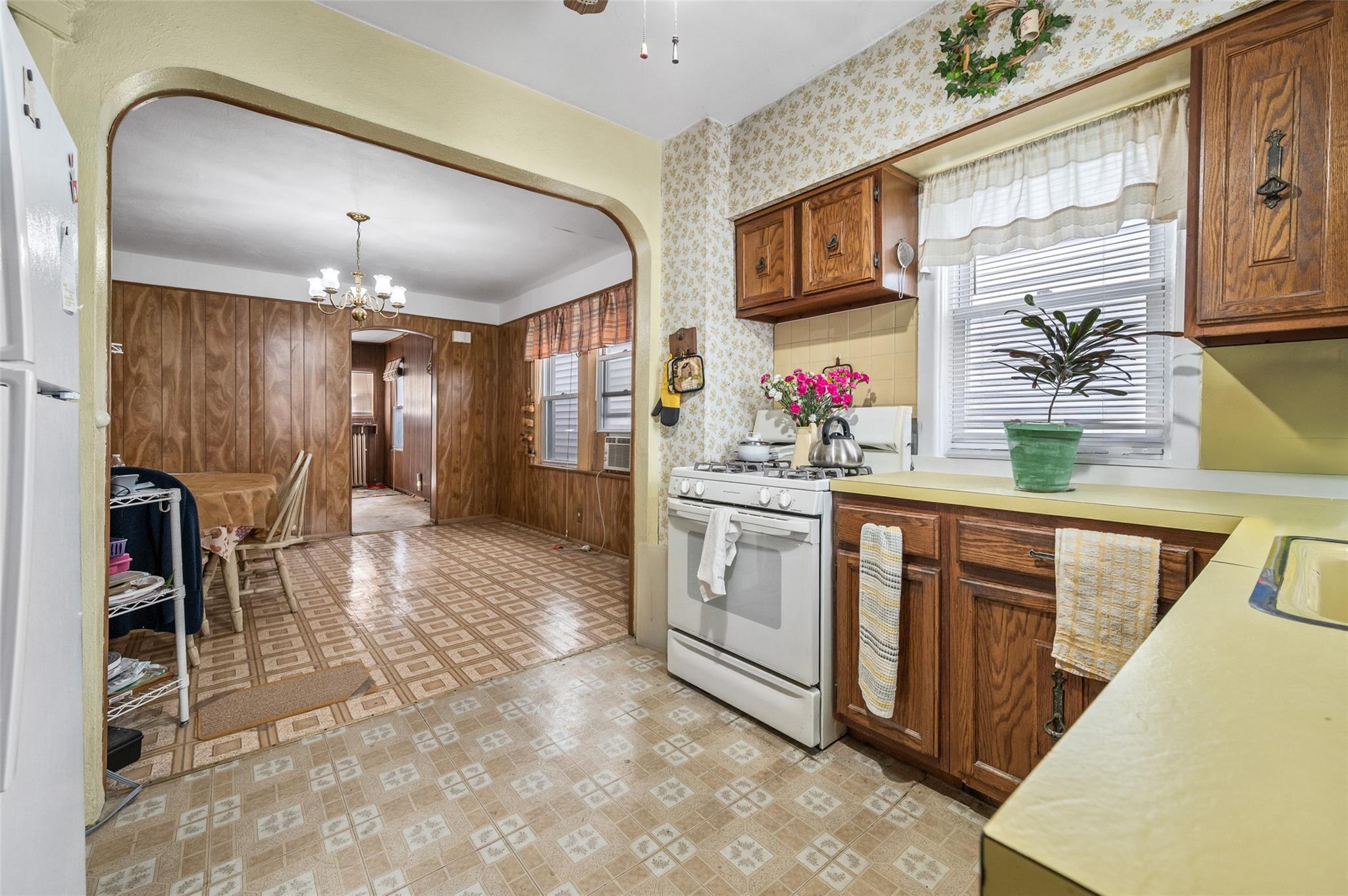 Single Family Mahan  Bronx, NY 10461, MLS-872936-10