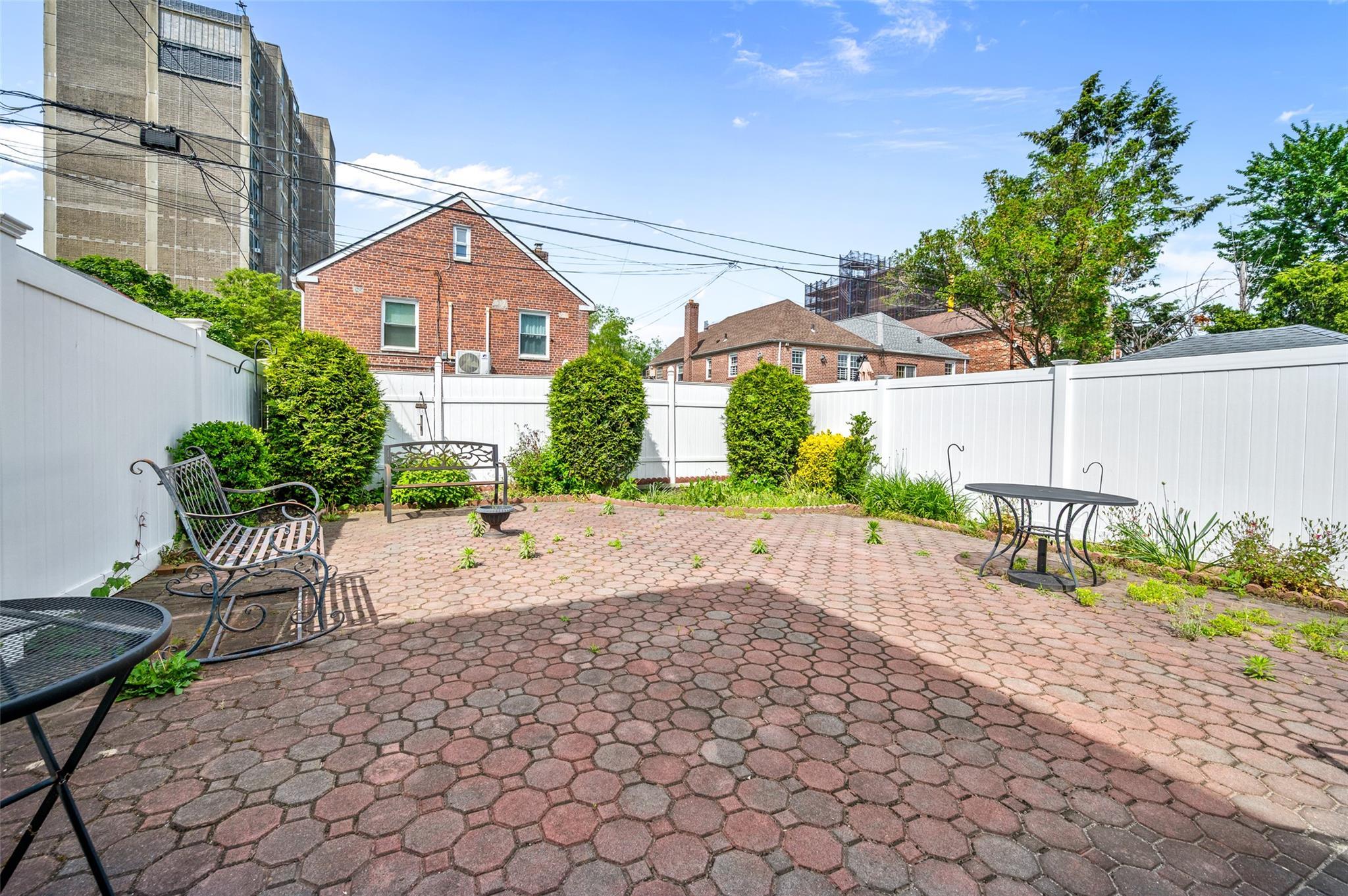 Single Family Mahan  Bronx, NY 10461, MLS-872936-19