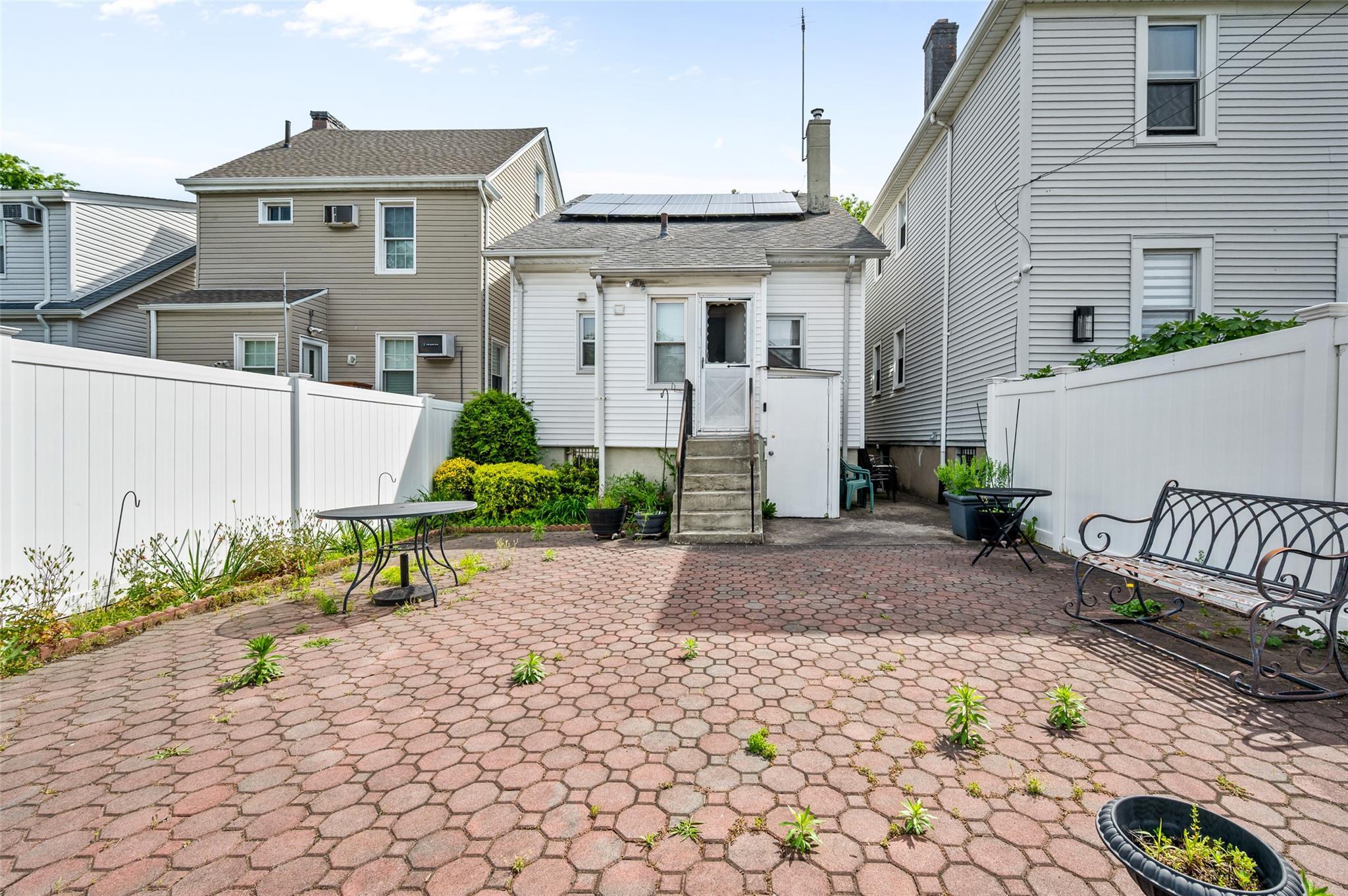 Single Family Mahan  Bronx, NY 10461, MLS-872936-20