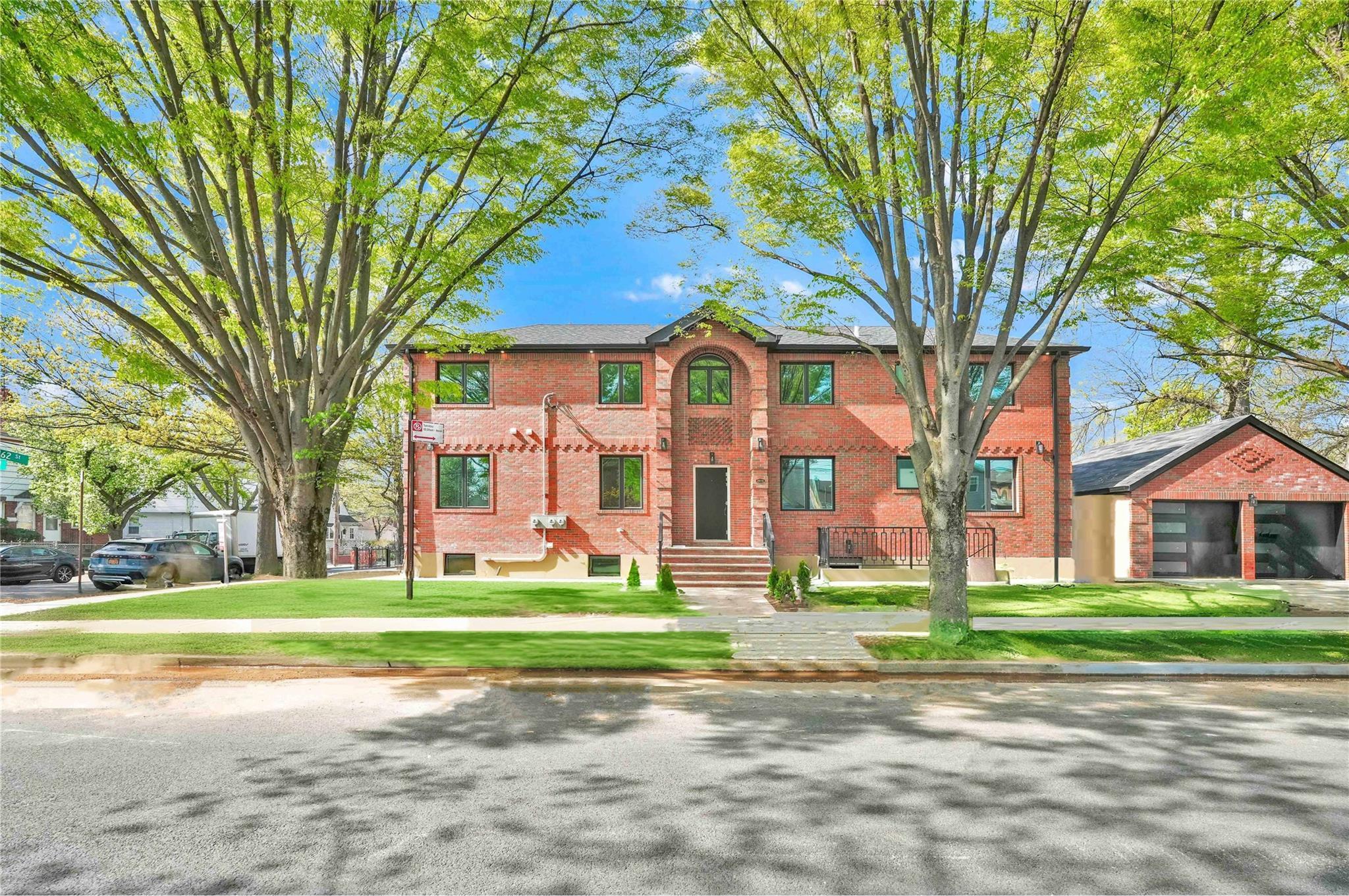 Single Family 162  Queens, NY 11366, MLS-872939-2