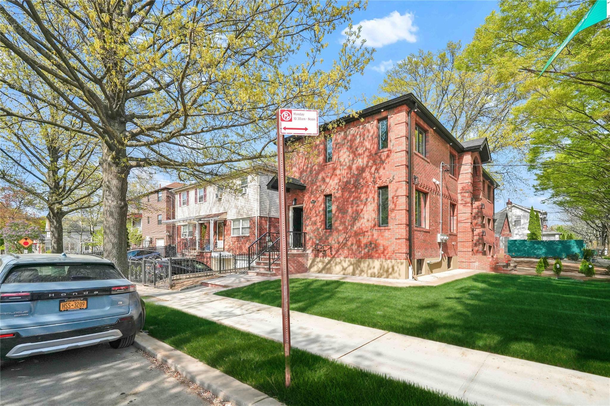 Single Family 162  Queens, NY 11366, MLS-872939-4