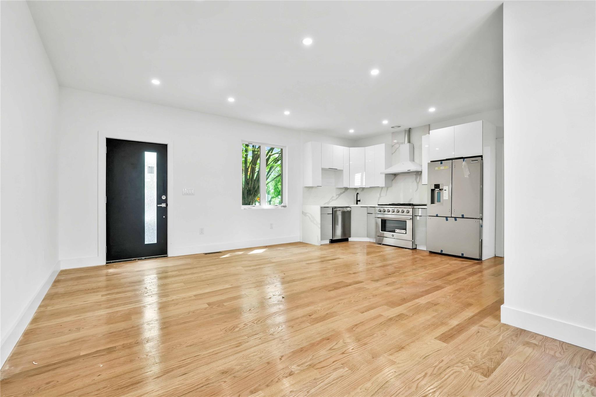 Single Family 162  Queens, NY 11366, MLS-872939-6
