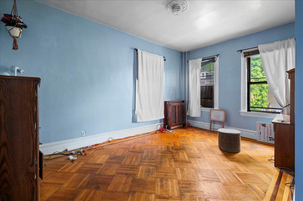 Single Family 234th  Bronx, NY 10470, MLS-872965-20