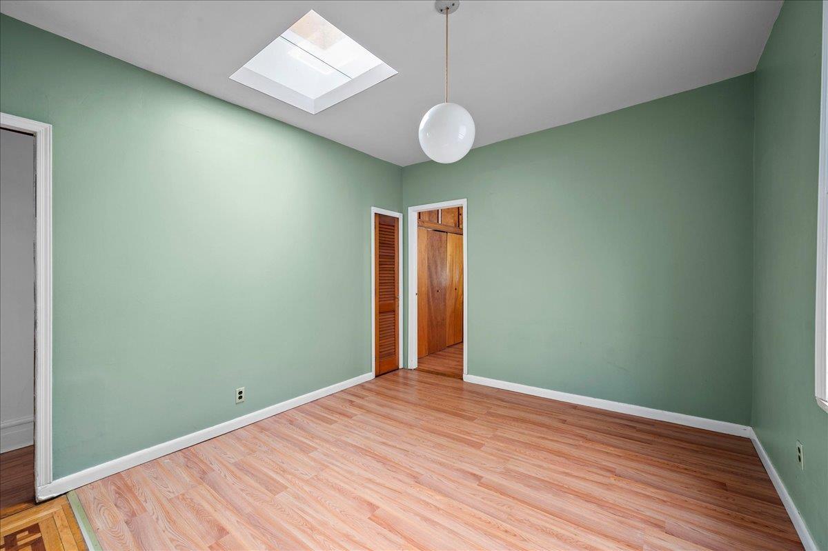 Single Family 234th  Bronx, NY 10470, MLS-872965-8