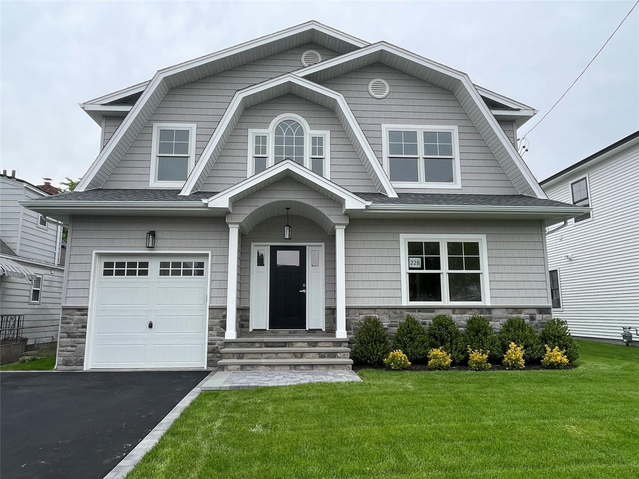Single Family Latham  Nassau County, NY 11501, MLS-872997-4