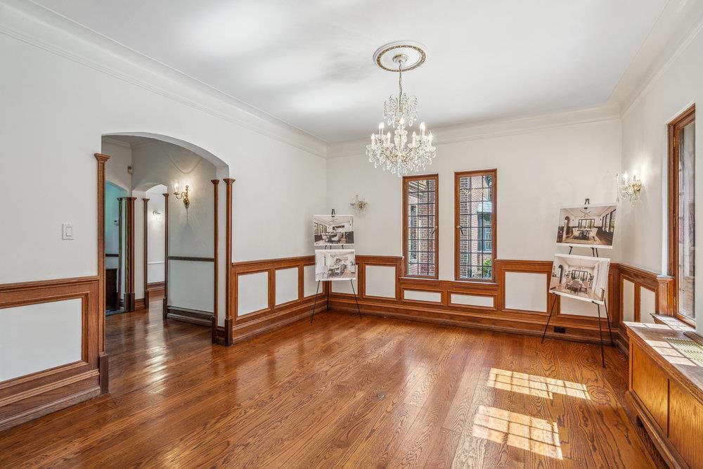 Single Family Country Club  Nassau County, NY 11050, MLS-872999-12