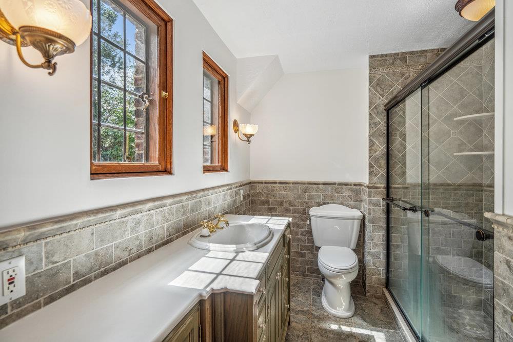 Single Family Country Club  Nassau County, NY 11050, MLS-872999-32