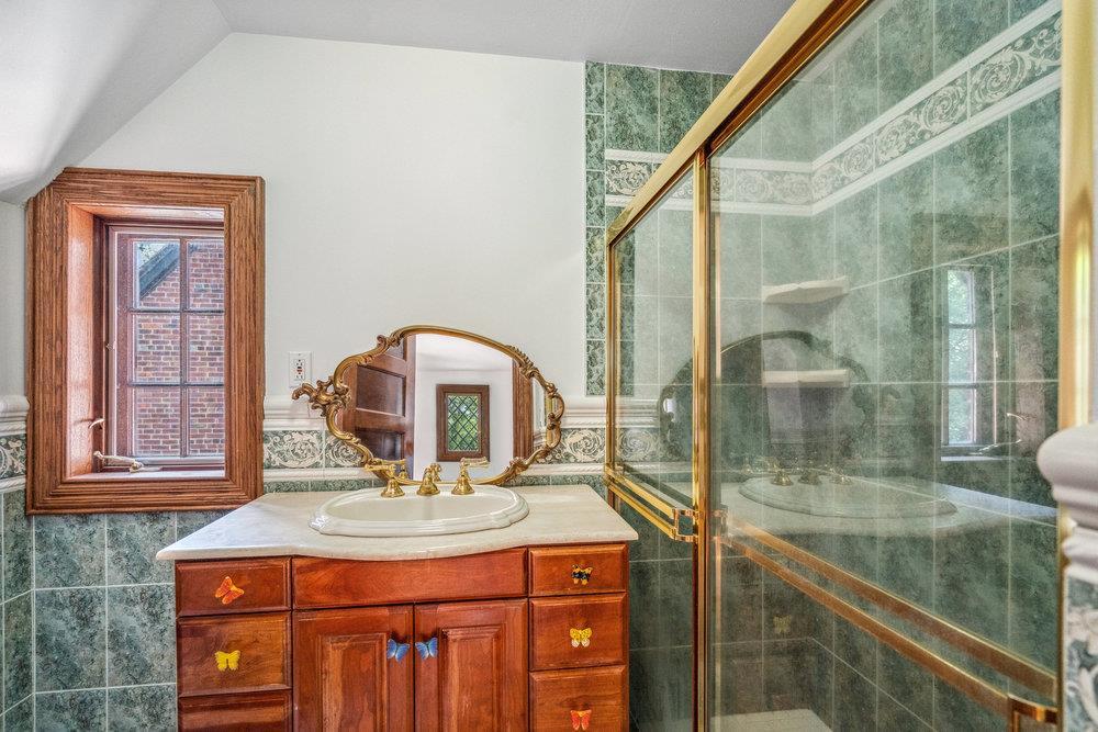 Single Family Country Club  Nassau County, NY 11050, MLS-872999-42
