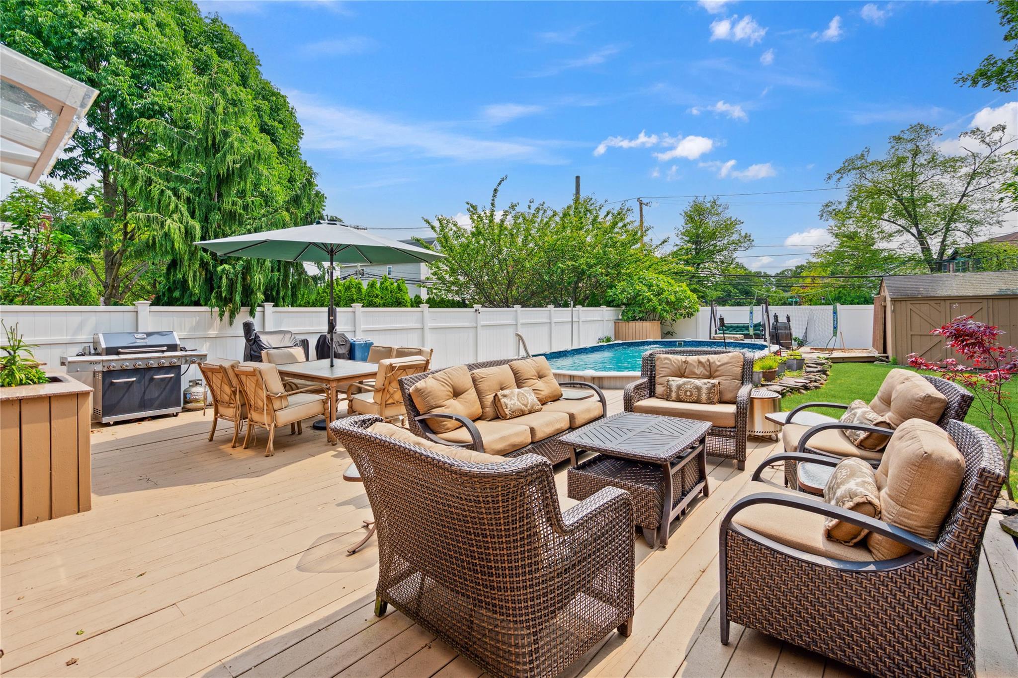 Single Family Atlas  Nassau County, NY 11565, MLS-873010-25