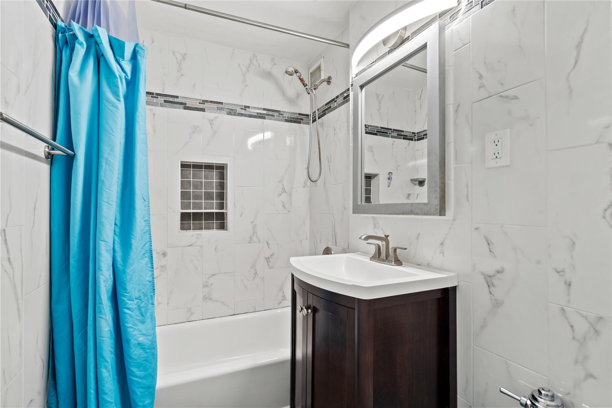 Coop Selfridge  Queens, NY 11375, MLS-873018-8