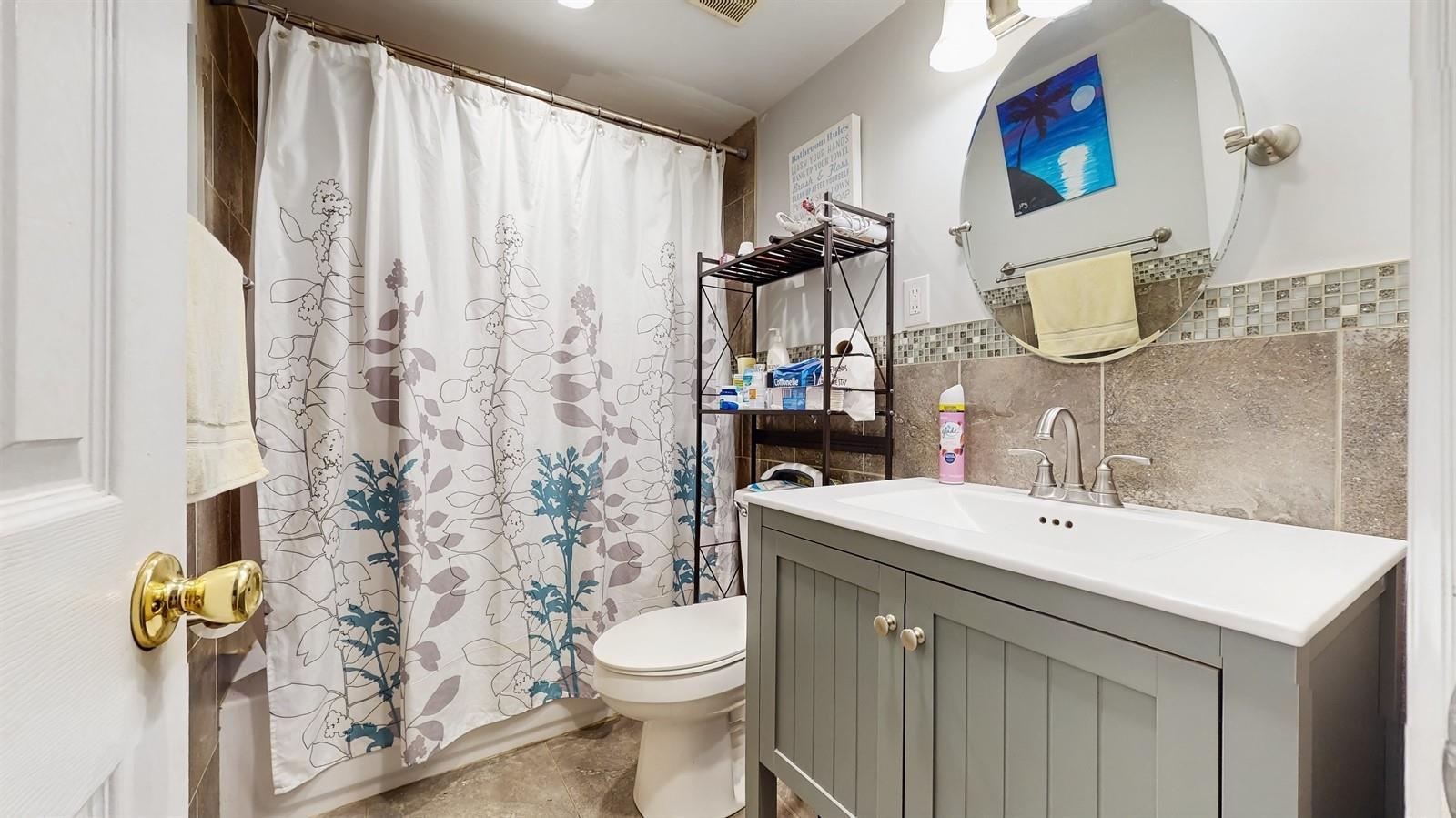 Single Family 76th  Queens, NY 11414, MLS-873021-13