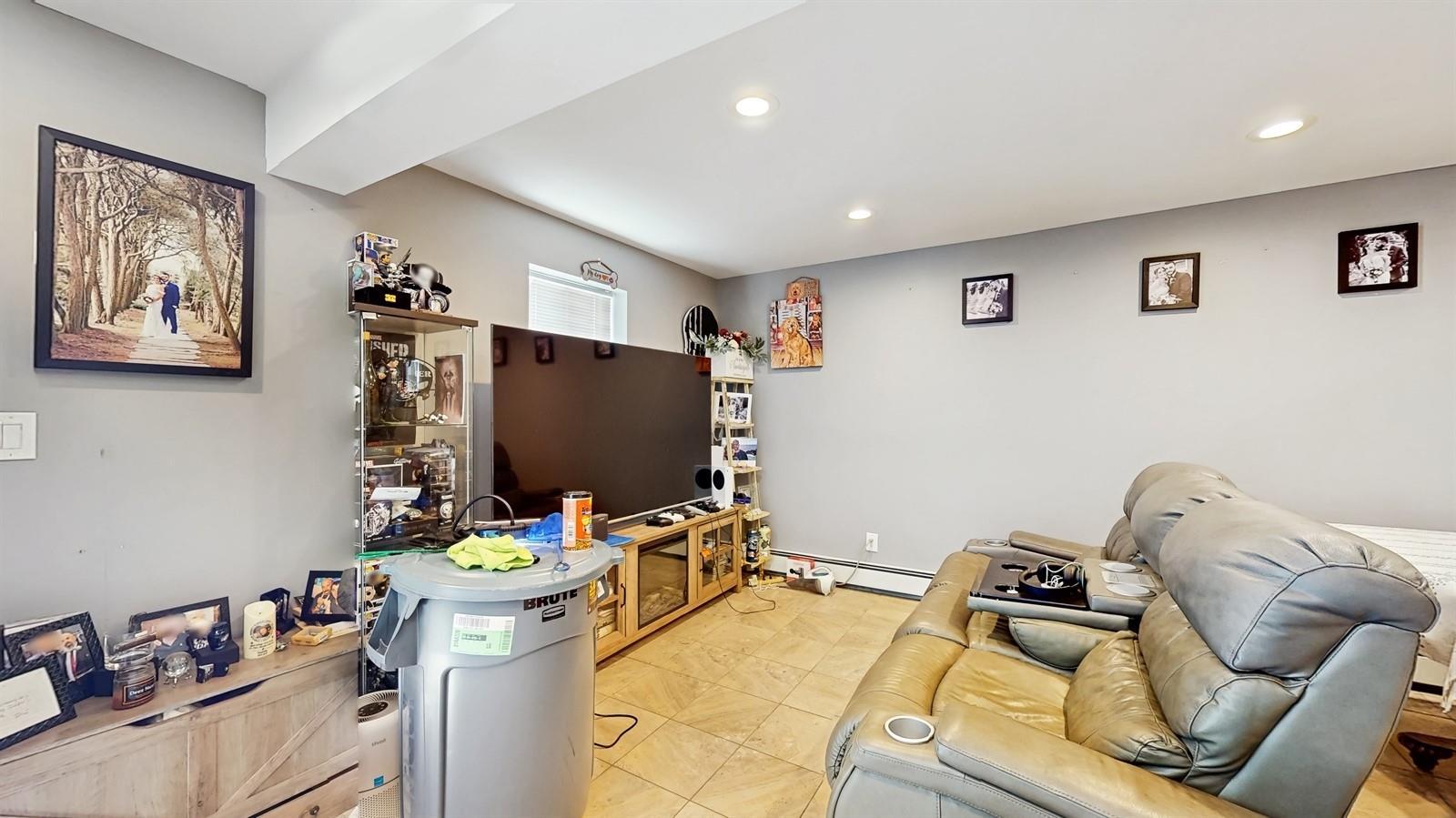 Single Family 76th  Queens, NY 11414, MLS-873021-27