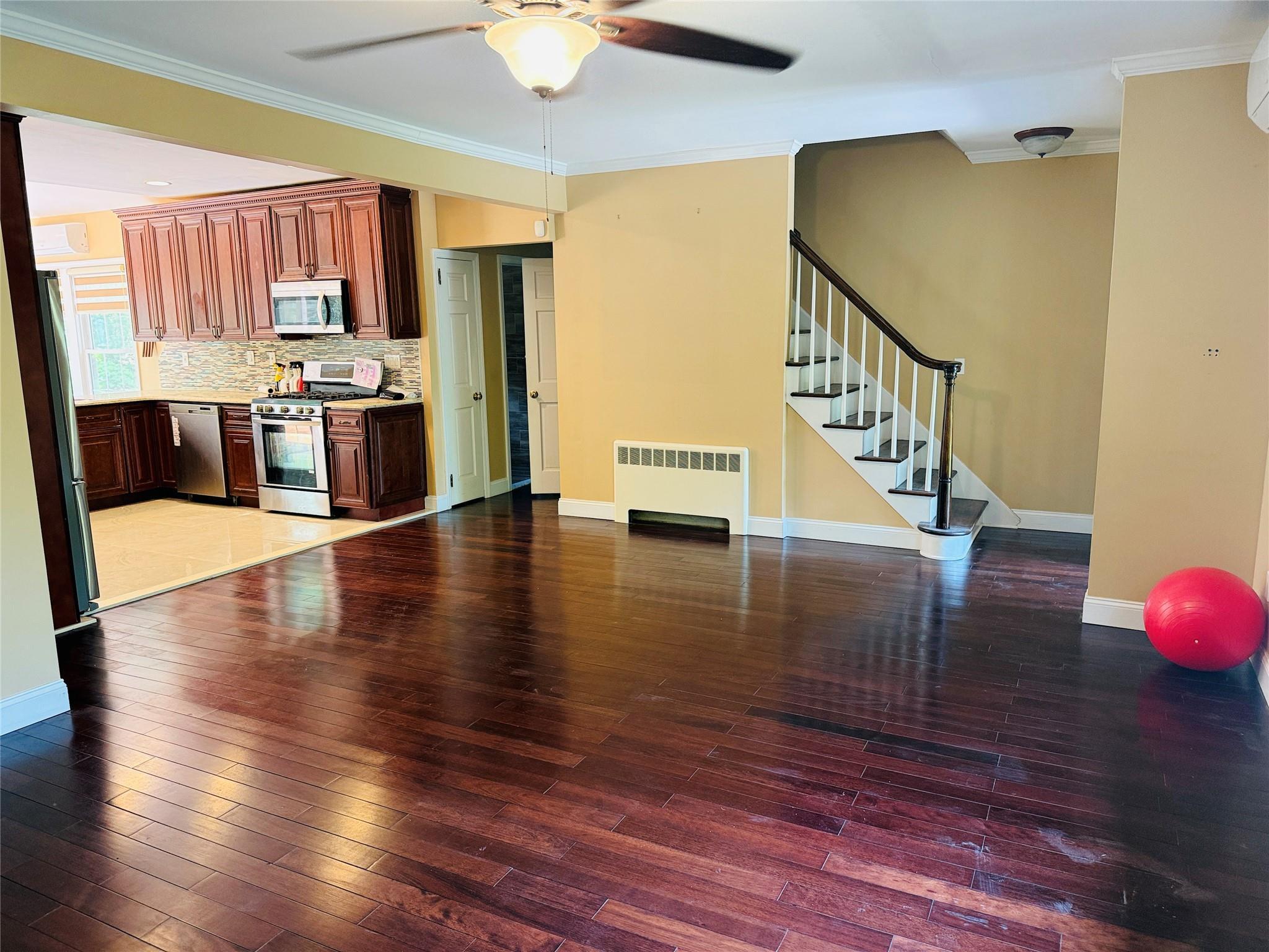 Single Family Elwood  Suffolk County, NY 11768, MLS-873041-2