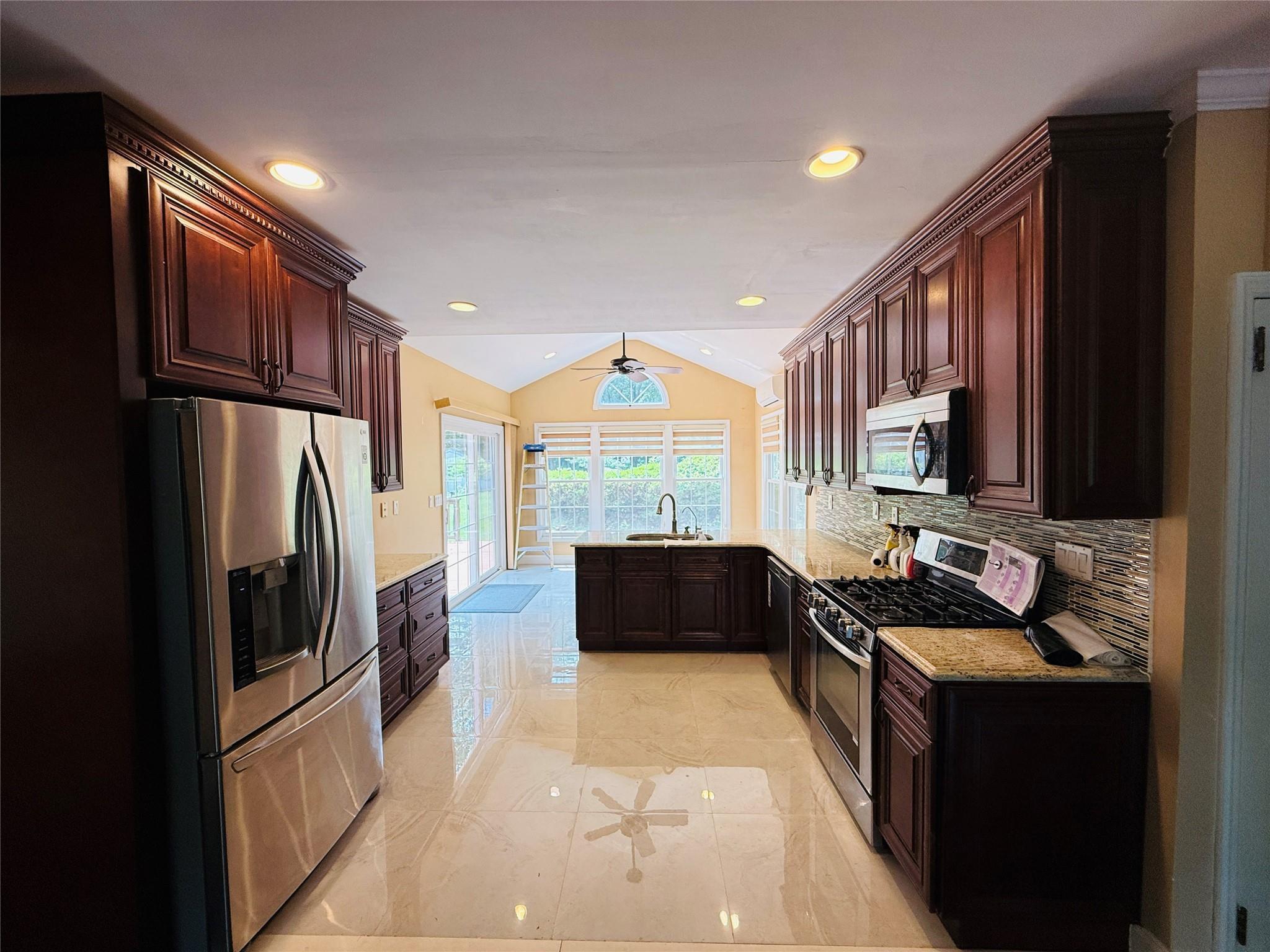Single Family Elwood  Suffolk County, NY 11768, MLS-873041-6