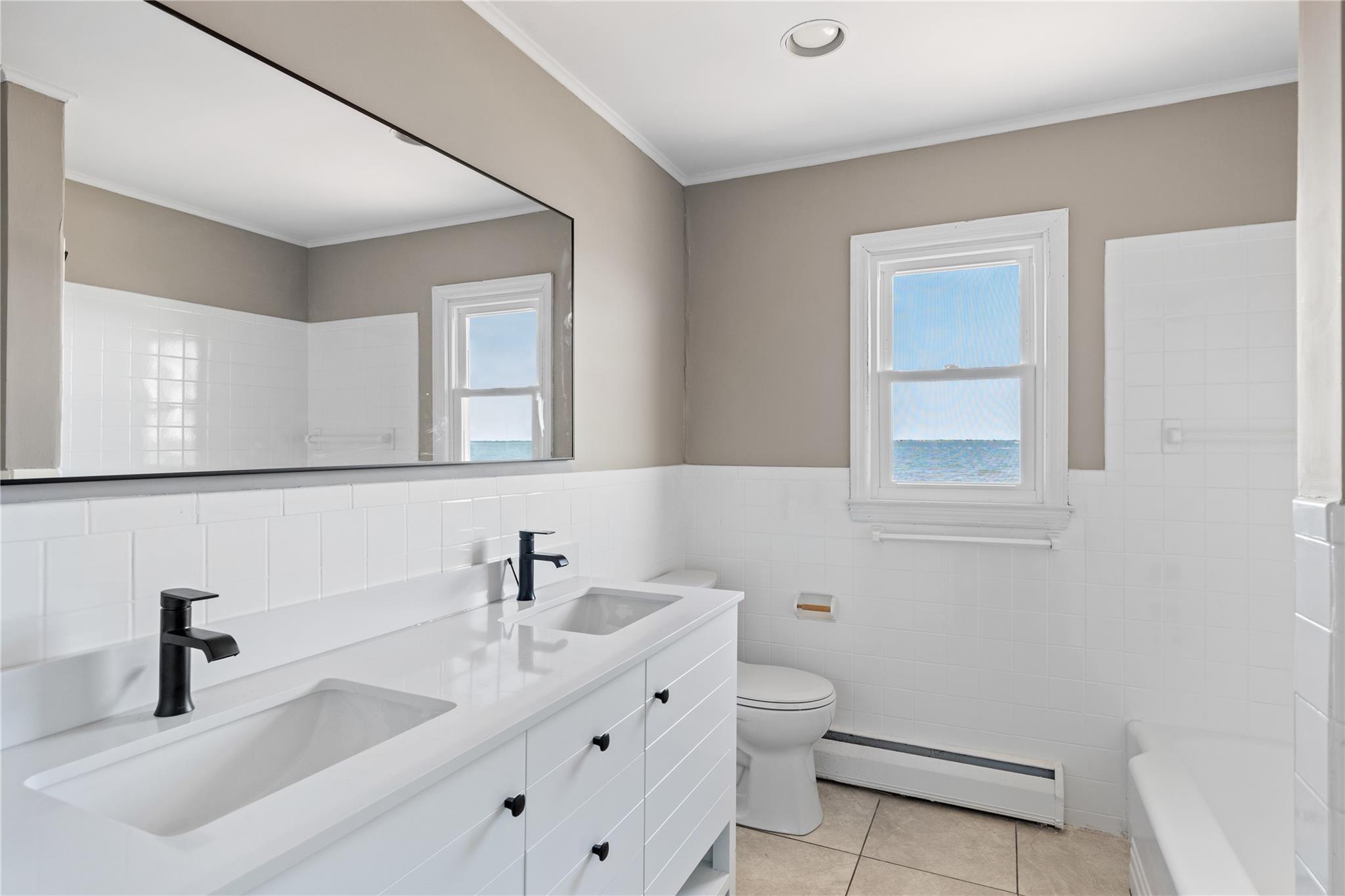 Single Family Secatogue  Suffolk County, NY 11795, MLS-873043-17