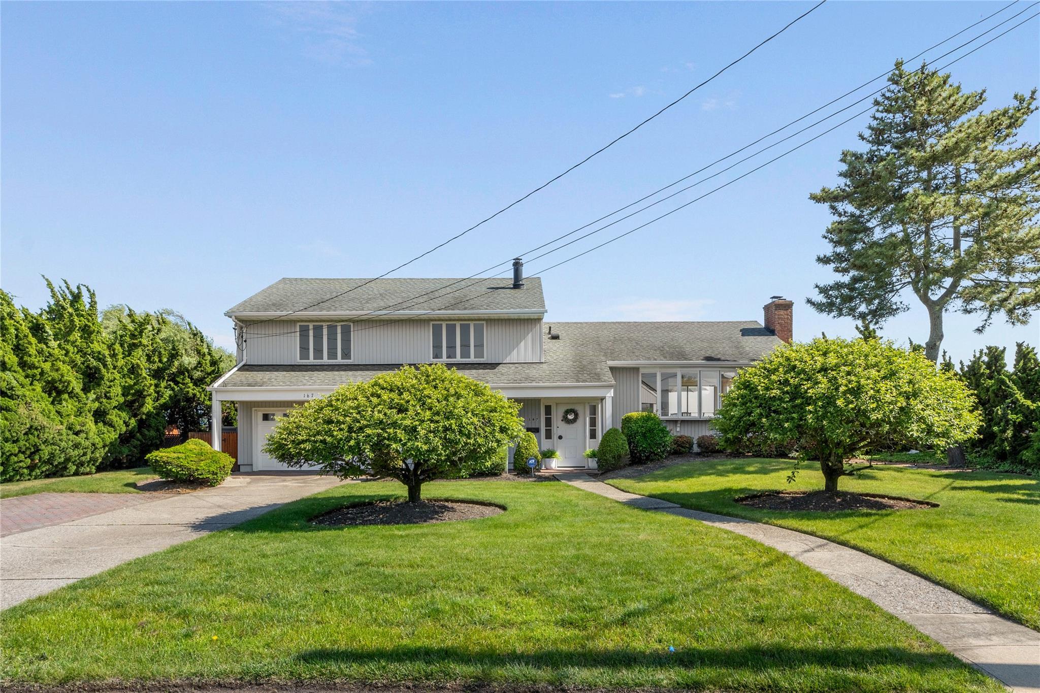 Single Family Secatogue  Suffolk County, NY 11795, MLS-873043-2