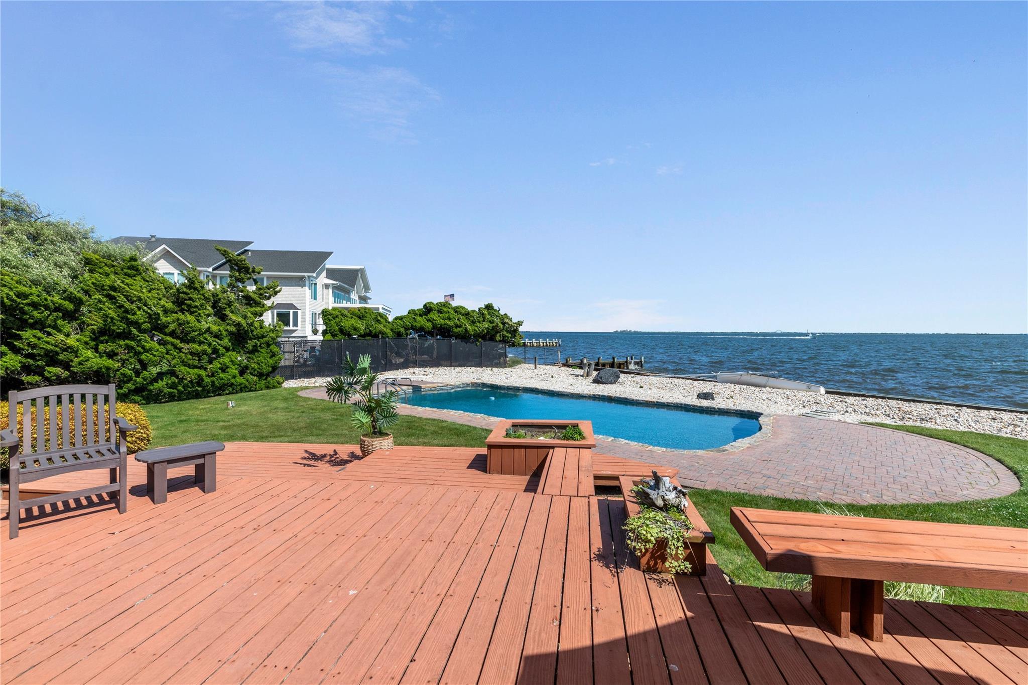 Single Family Secatogue  Suffolk County, NY 11795, MLS-873043-24