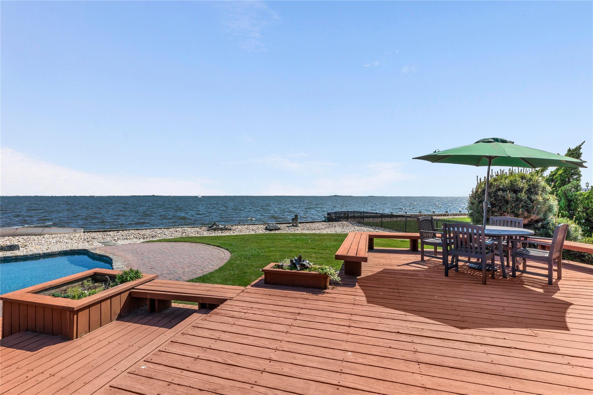 Single Family Secatogue  Suffolk County, NY 11795, MLS-873043-25