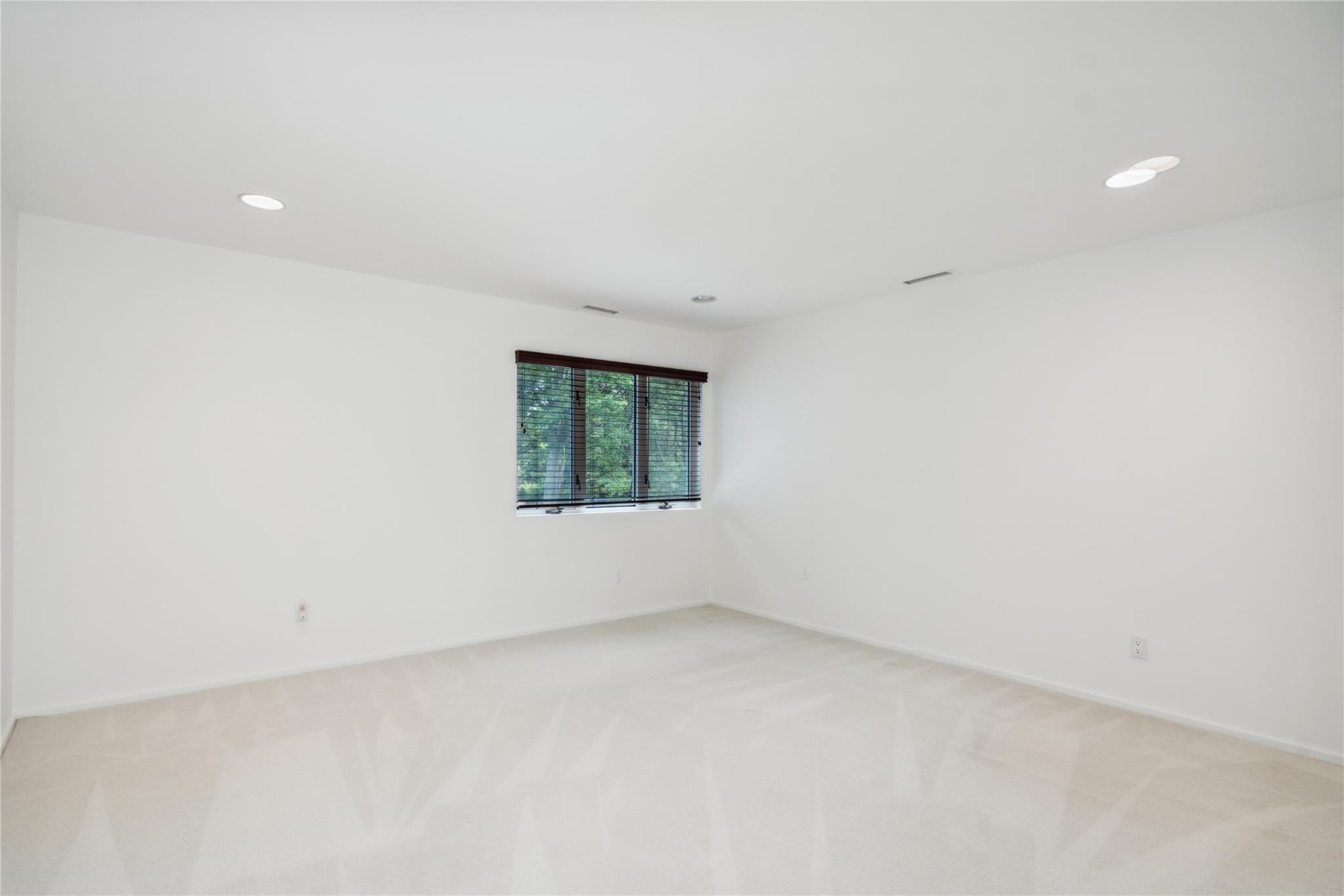 Single Family Foxhunt  Nassau County, NY 11791, MLS-873058-35