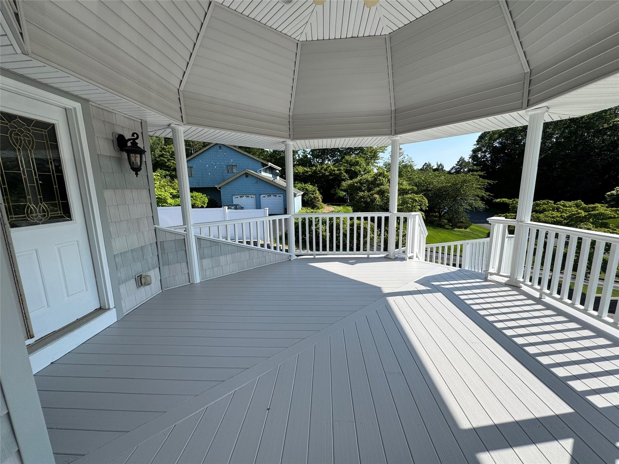 Single Family Frost Valley  Suffolk County, NY 11766, MLS-873090-28