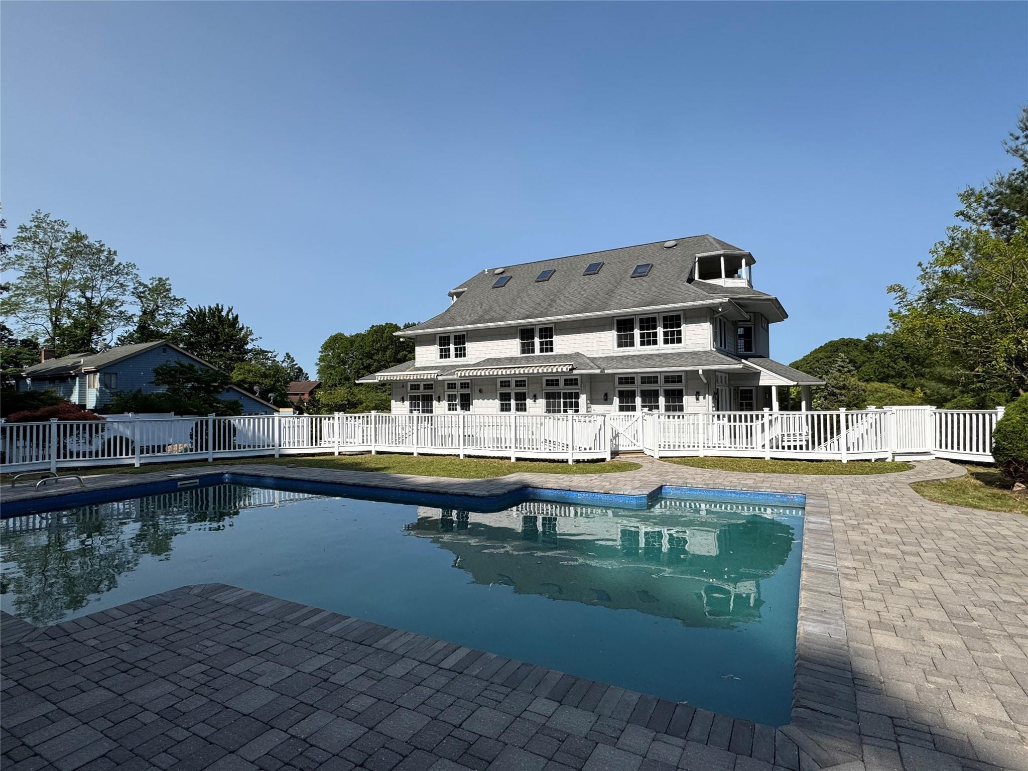 Single Family Frost Valley  Suffolk County, NY 11766, MLS-873090-8