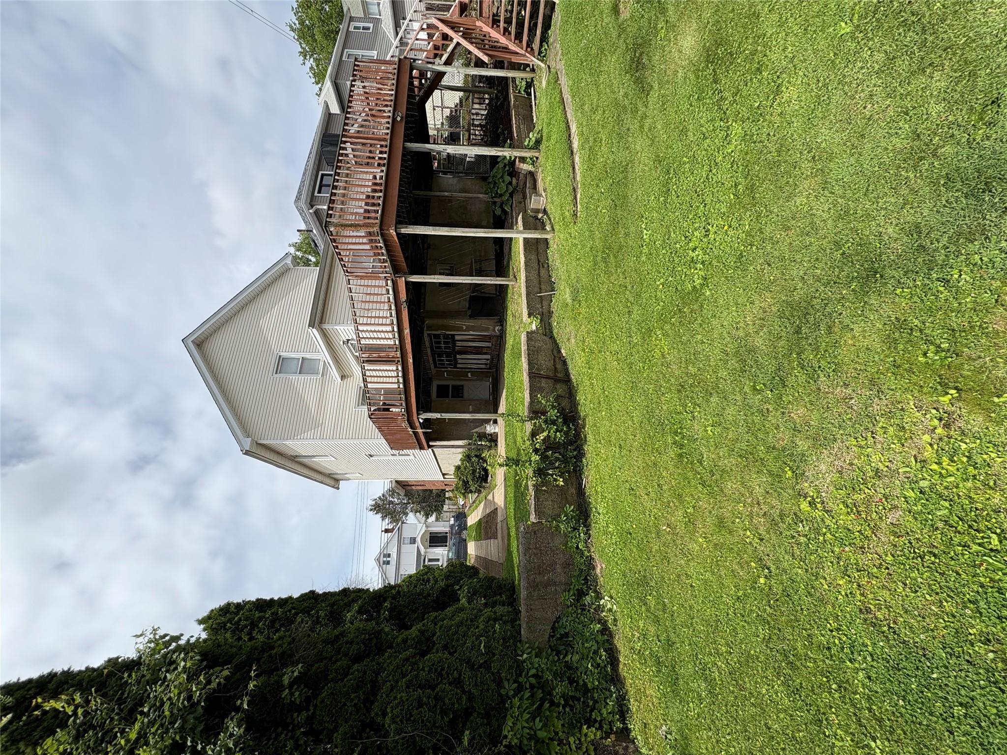 Single Family Hollywood  Bronx, NY 10465, MLS-873098-32