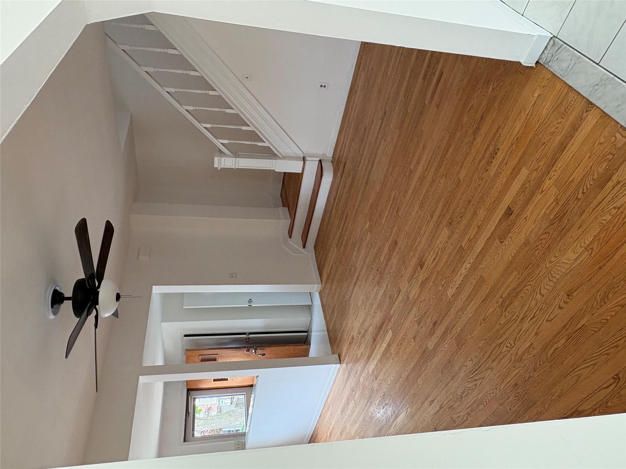 Single Family Hollywood  Bronx, NY 10465, MLS-873098-6