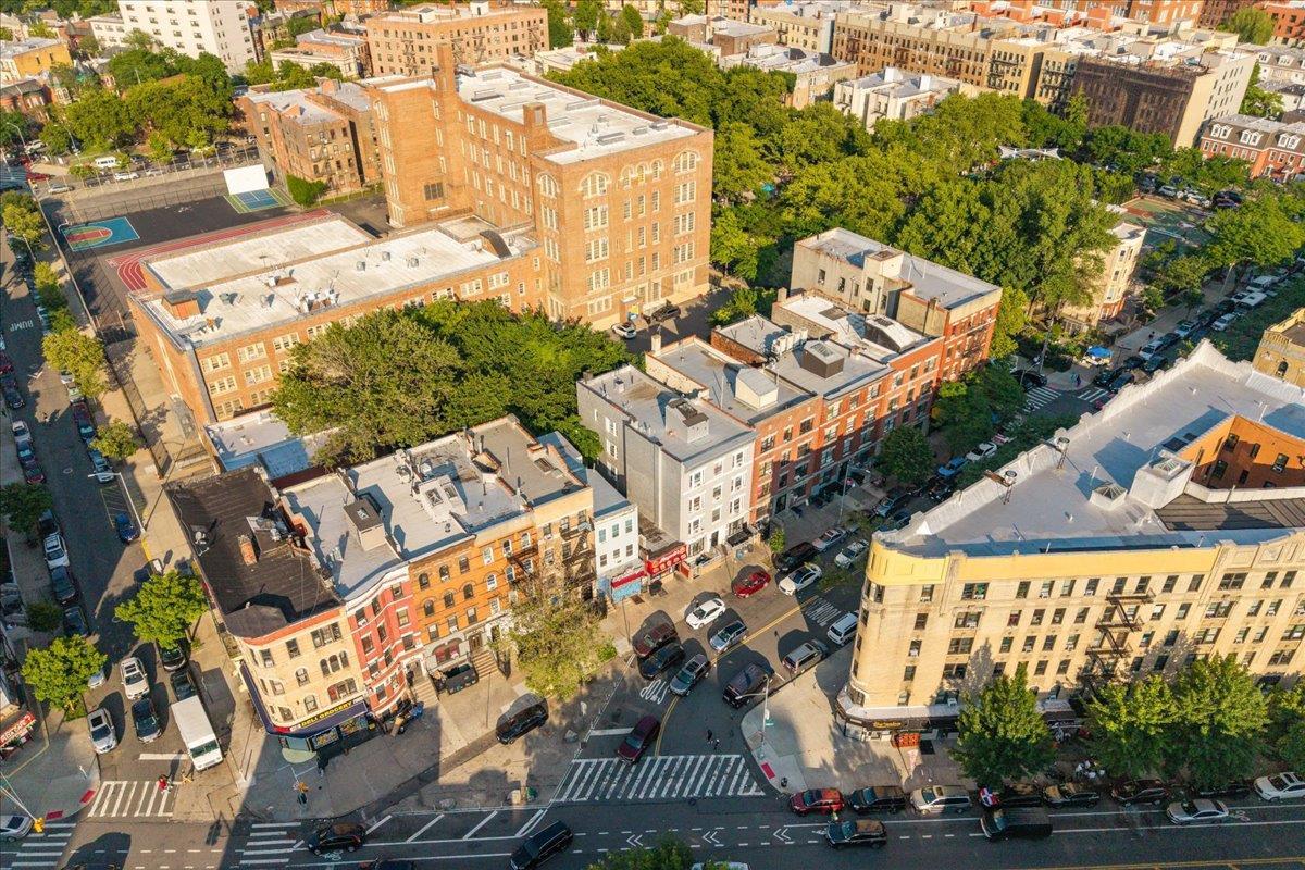 Single Family Avenue Saint John  Bronx, NY 10455, MLS-873105-3