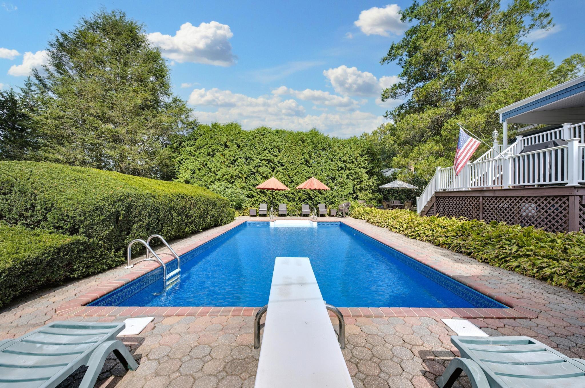 Single Family Eastover  Suffolk County, NY 11731, MLS-873109-30
