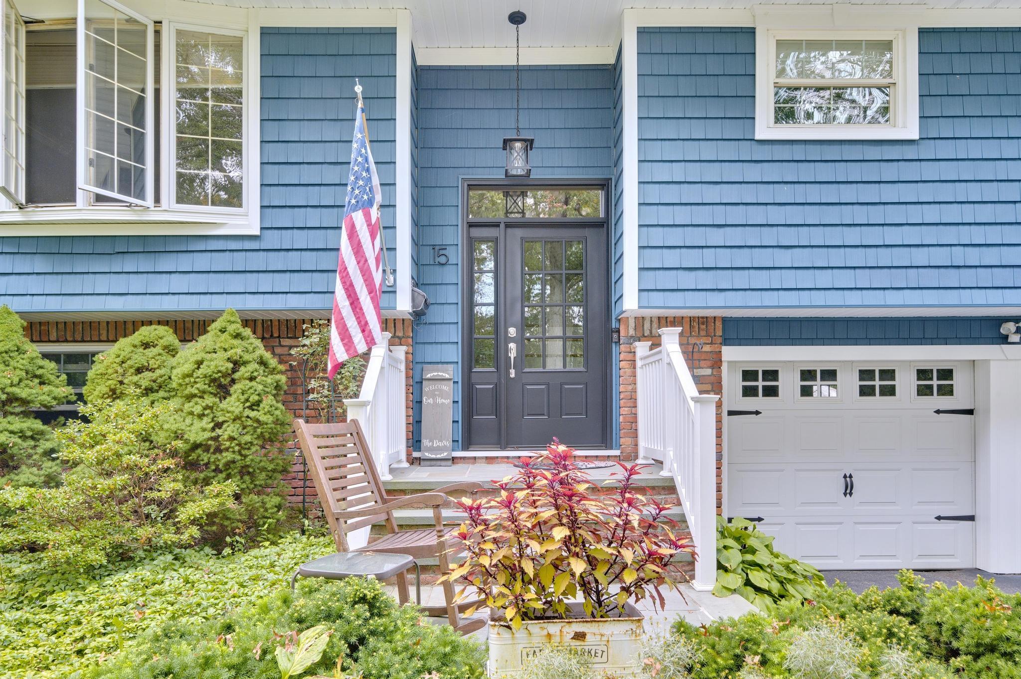 Single Family Eastover  Suffolk County, NY 11731, MLS-873109-4