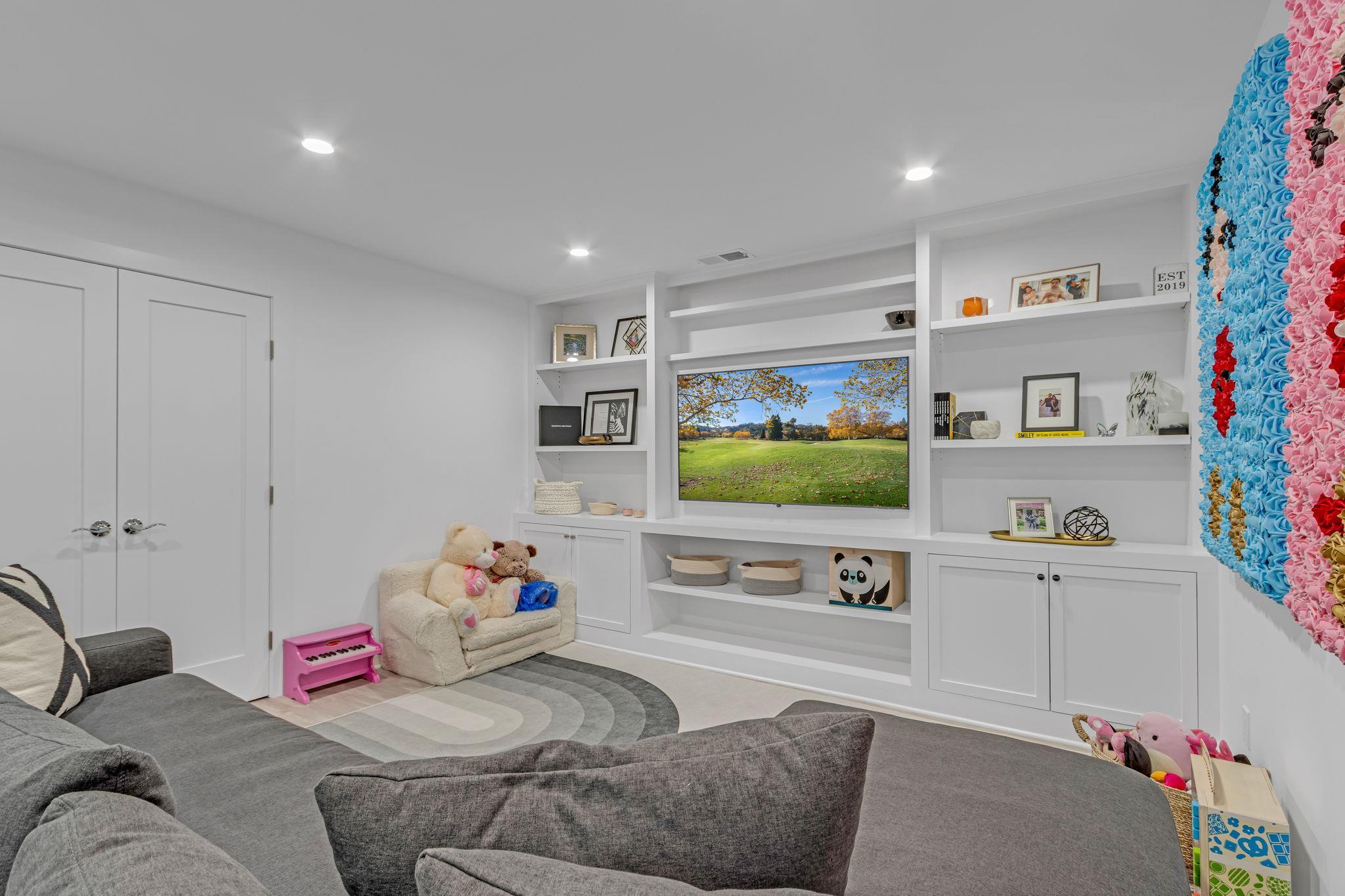 Single Family Primrose  Westchester County, NY 10573, MLS-873113-35