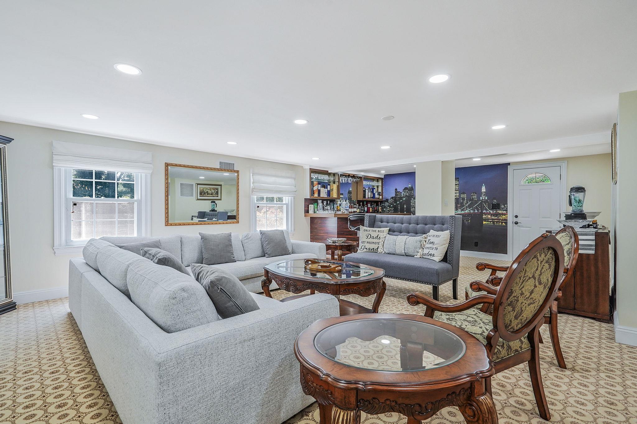 Single Family Country Squire Suffolk County, NY 11746, MLS-873133-13