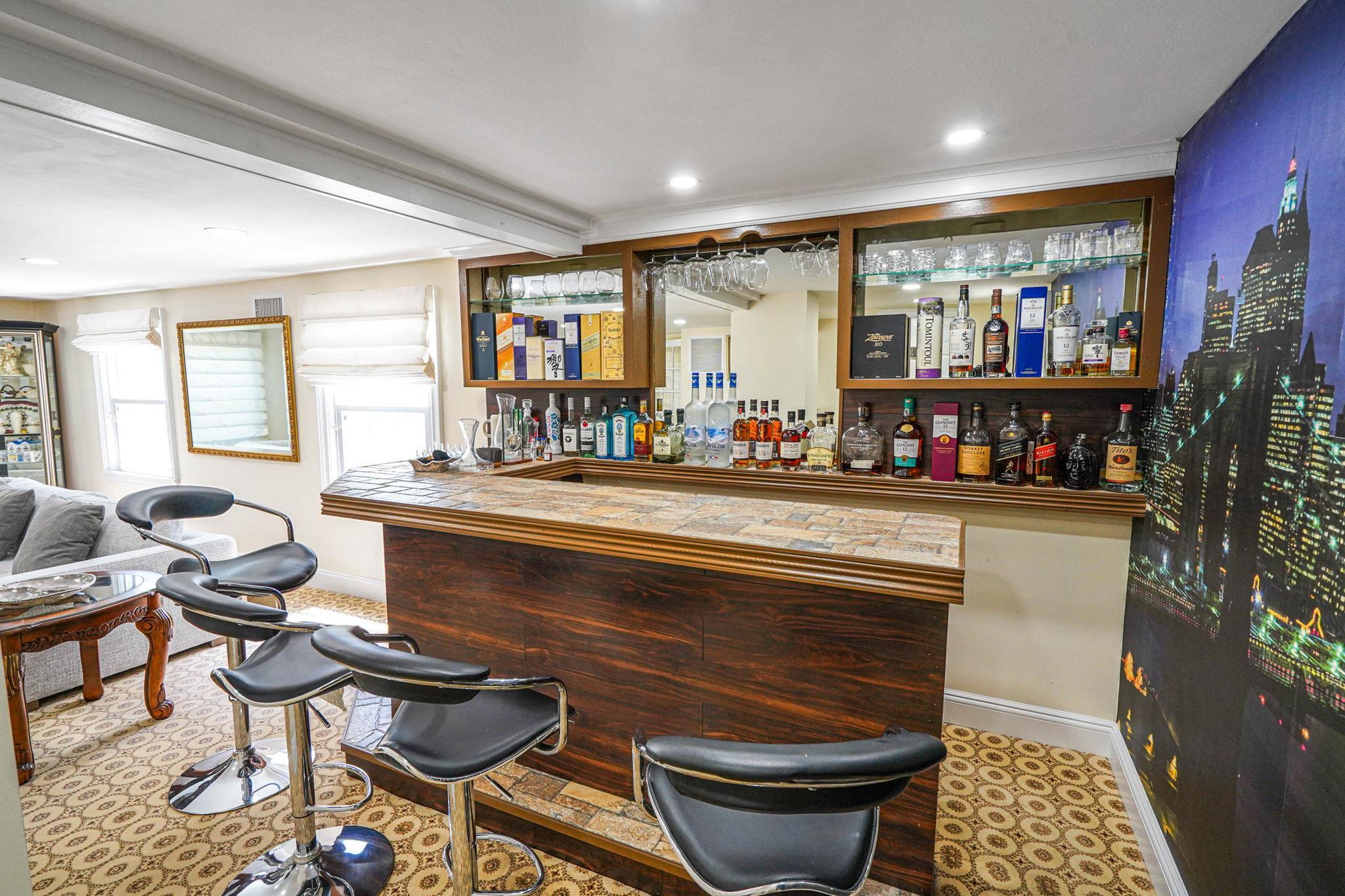 Single Family Country Squire Suffolk County, NY 11746, MLS-873133-15