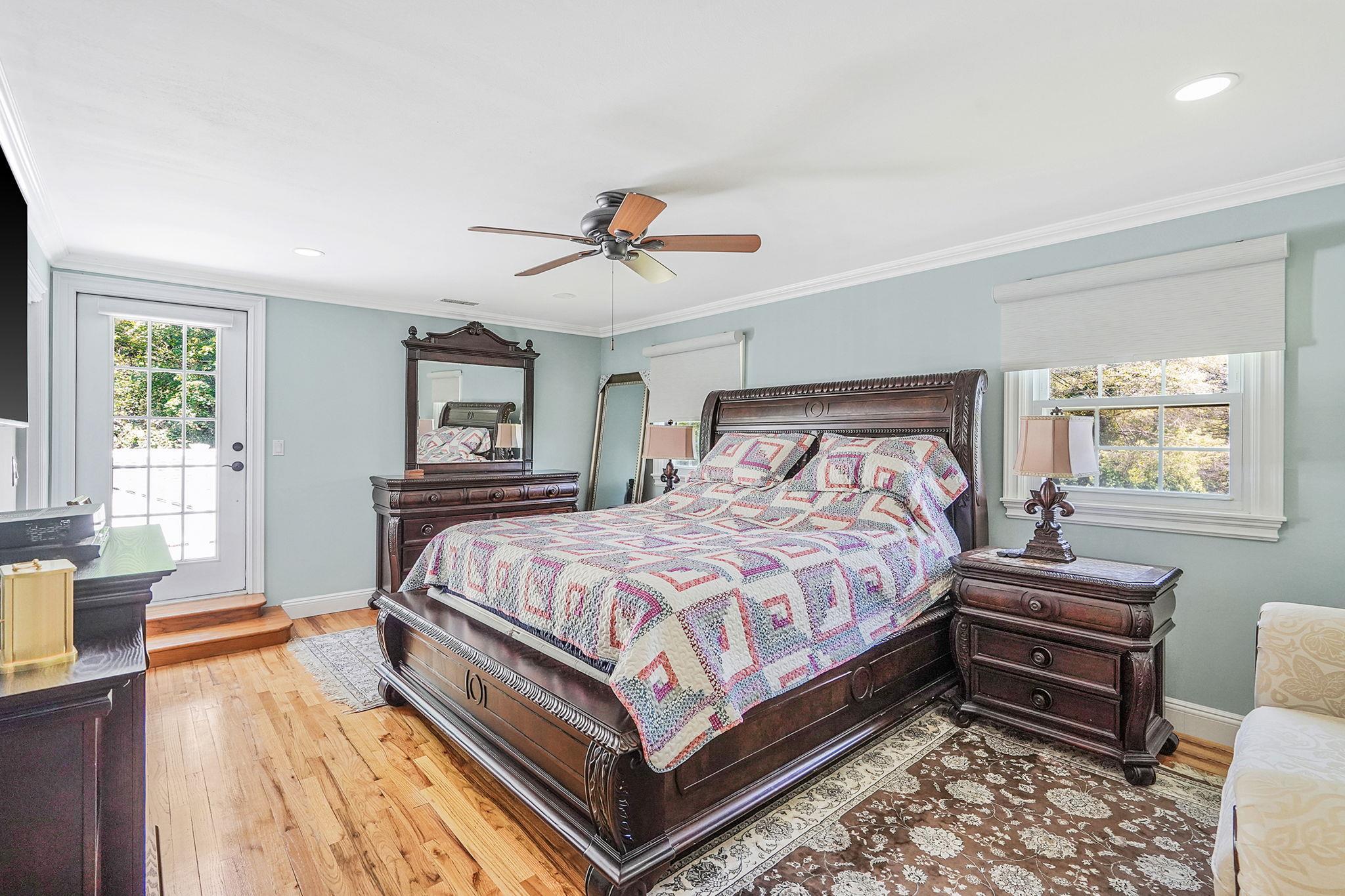 Single Family Country Squire Suffolk County, NY 11746, MLS-873133-22