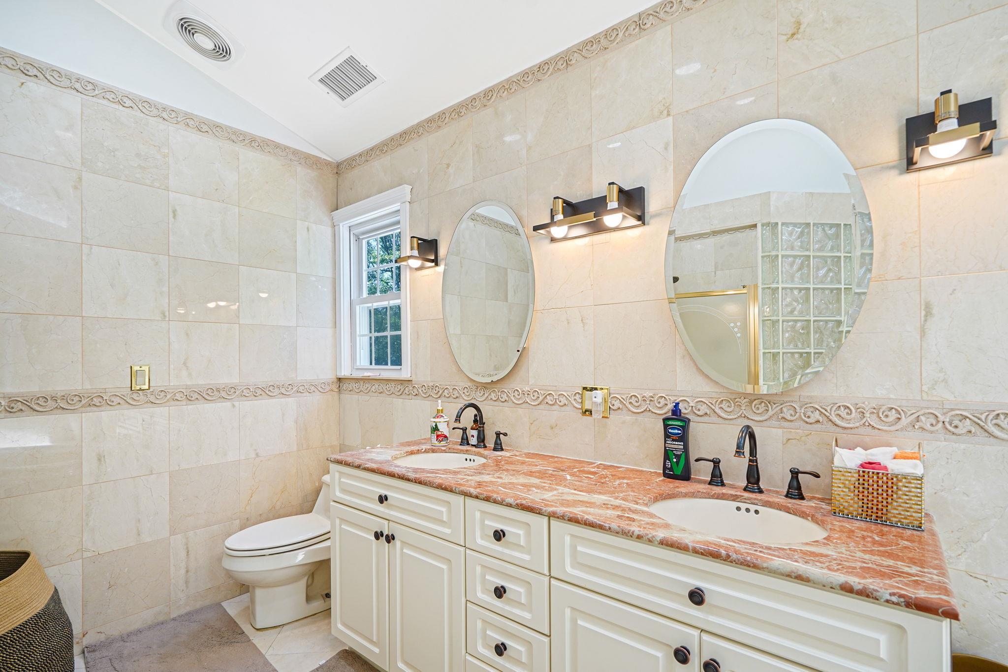 Single Family Country Squire Suffolk County, NY 11746, MLS-873133-25