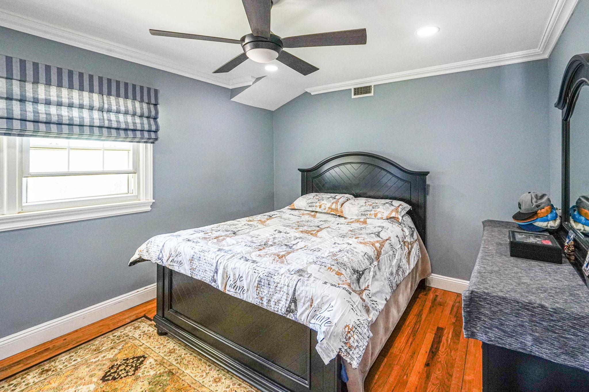 Single Family Country Squire Suffolk County, NY 11746, MLS-873133-28